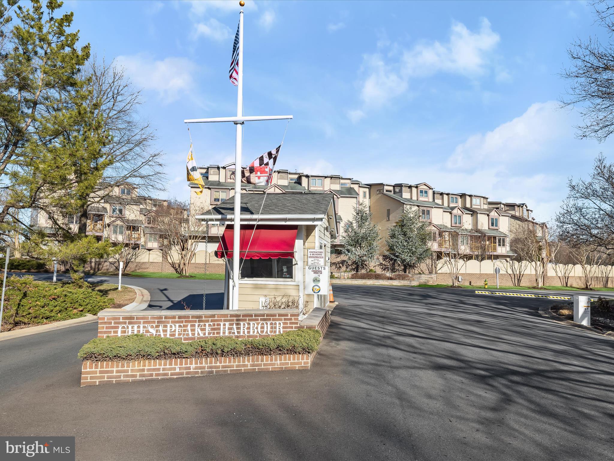 CHESAPEAKE HARBOUR - Residential