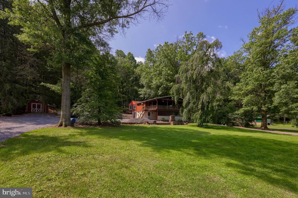 Photo of 220 Resh Road, REINHOLDS, PA 17569 (MLS # PALA2071994)