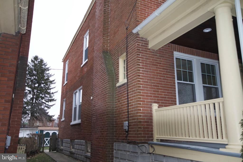 HAMILTON PARK - Residential