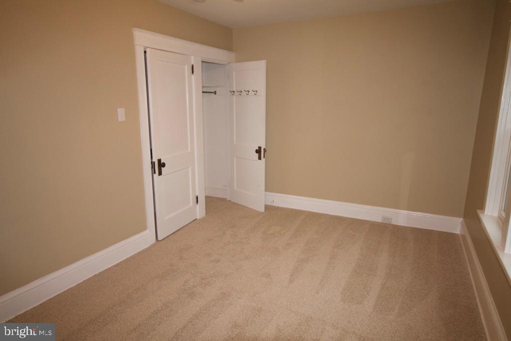 HAMILTON PARK - Residential