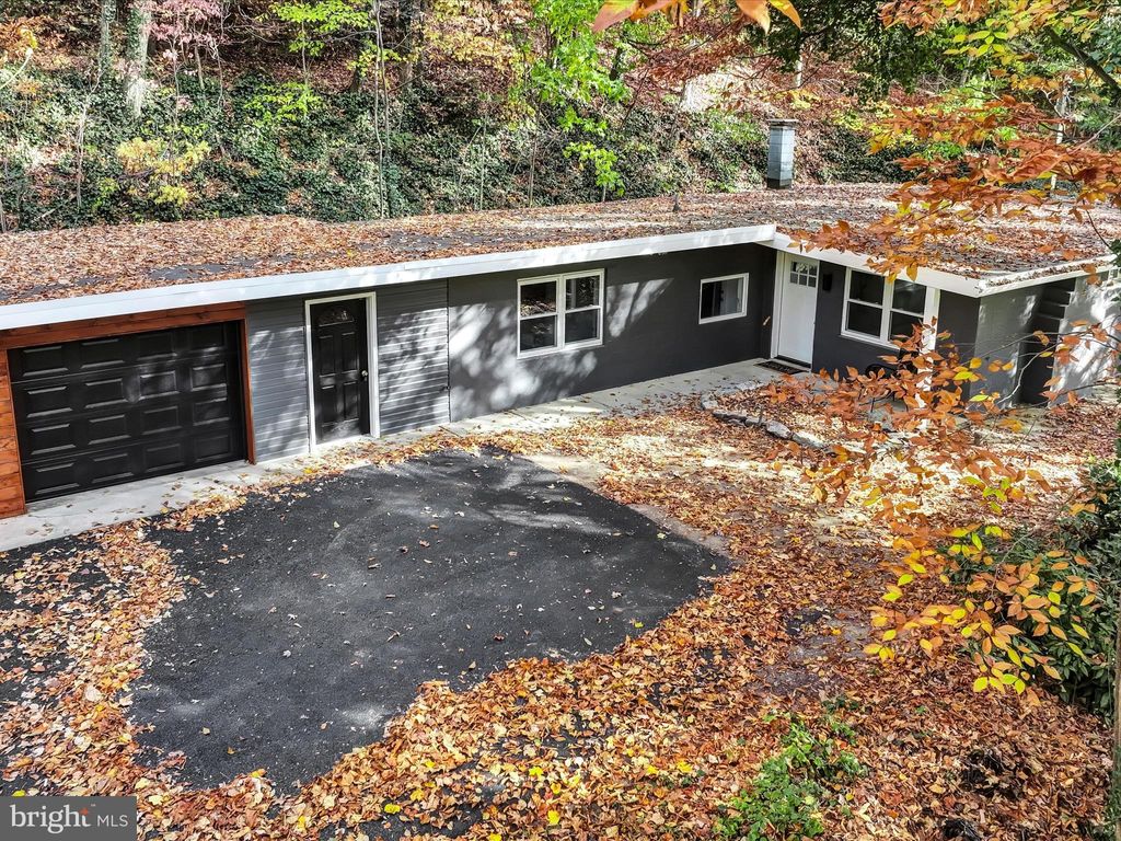 Photo of 1551 Furnace Hills Pike, LITITZ, PA 17543 (MLS # PALA2059878)