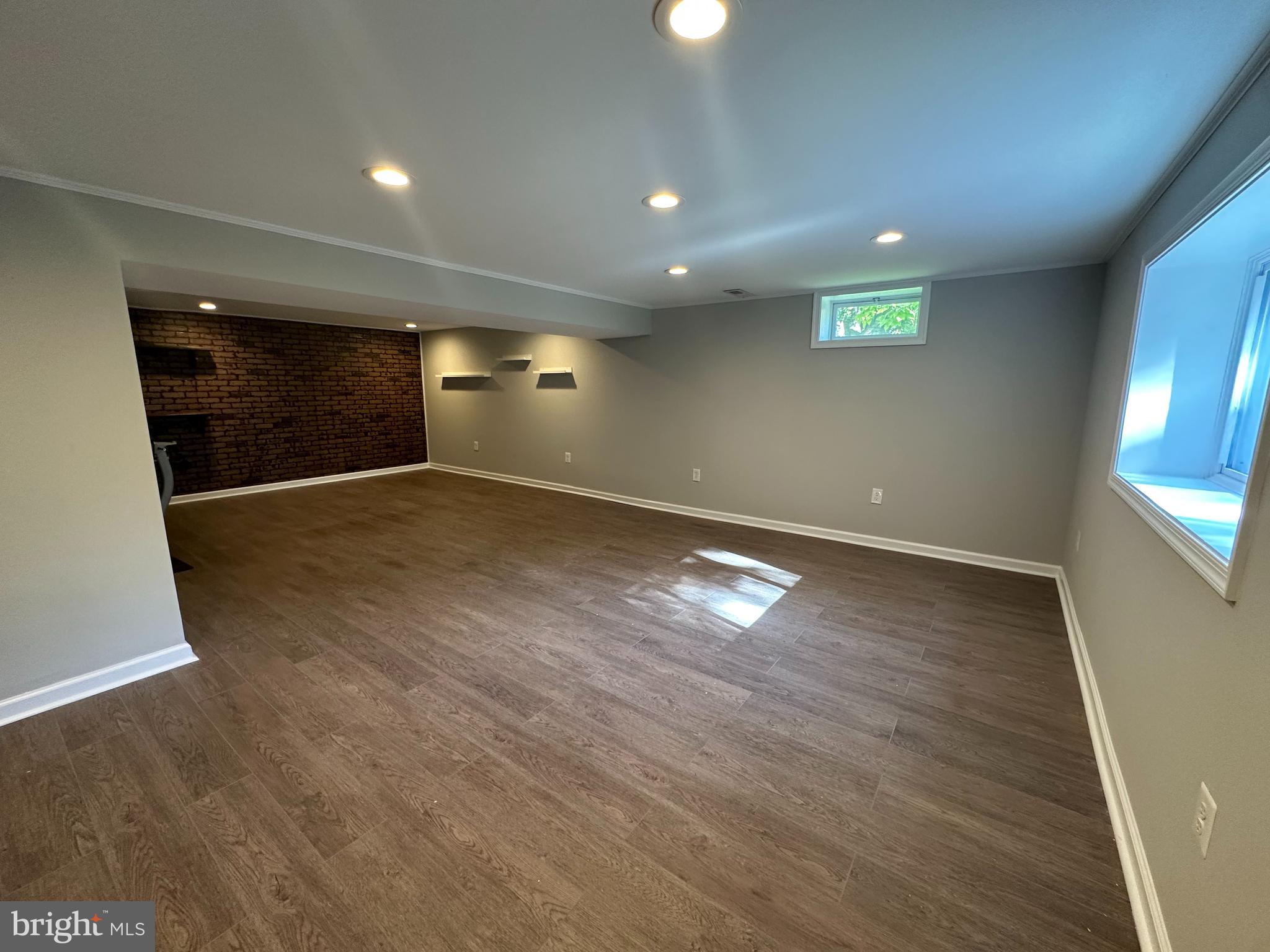 DONCASTER VILLAGE - Residential Lease