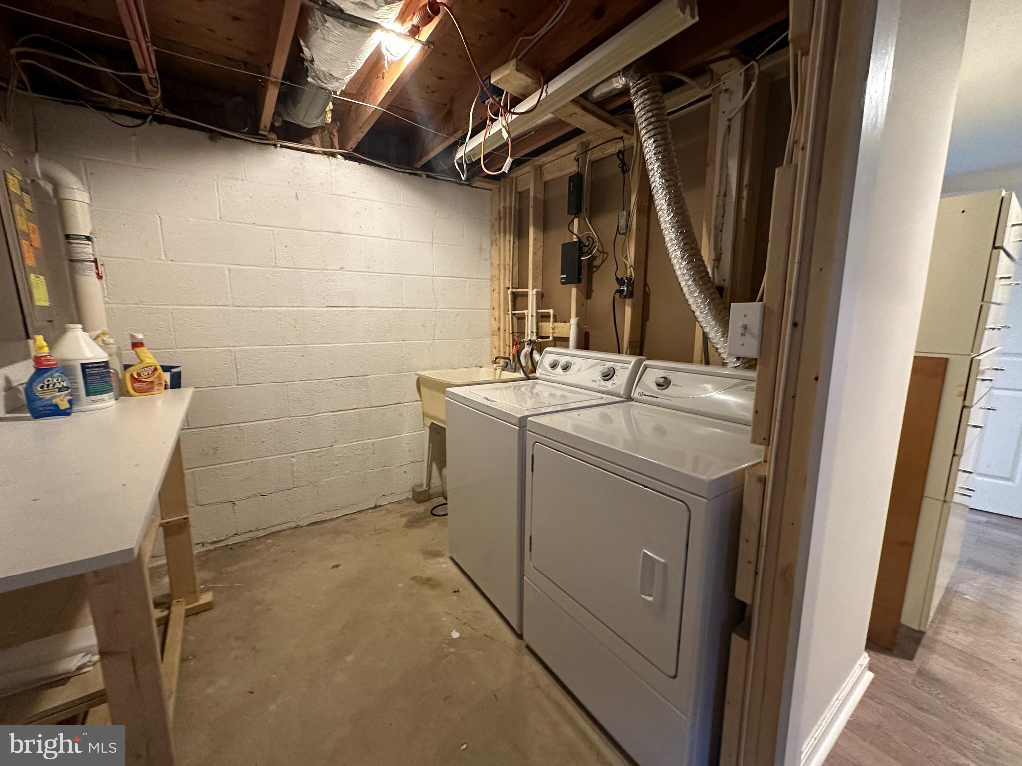 DONCASTER VILLAGE - Residential Lease