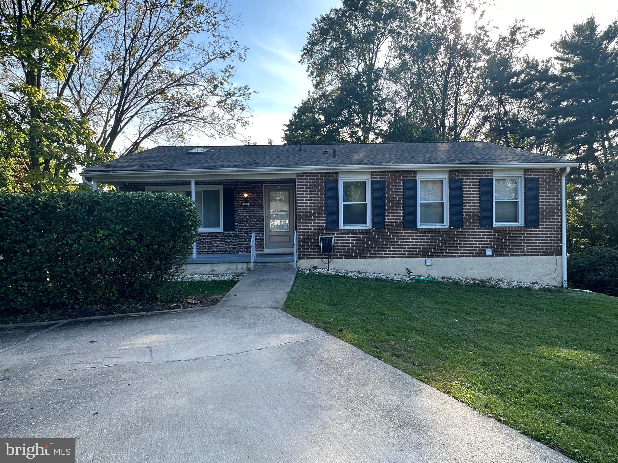 DONCASTER VILLAGE - Residential Lease