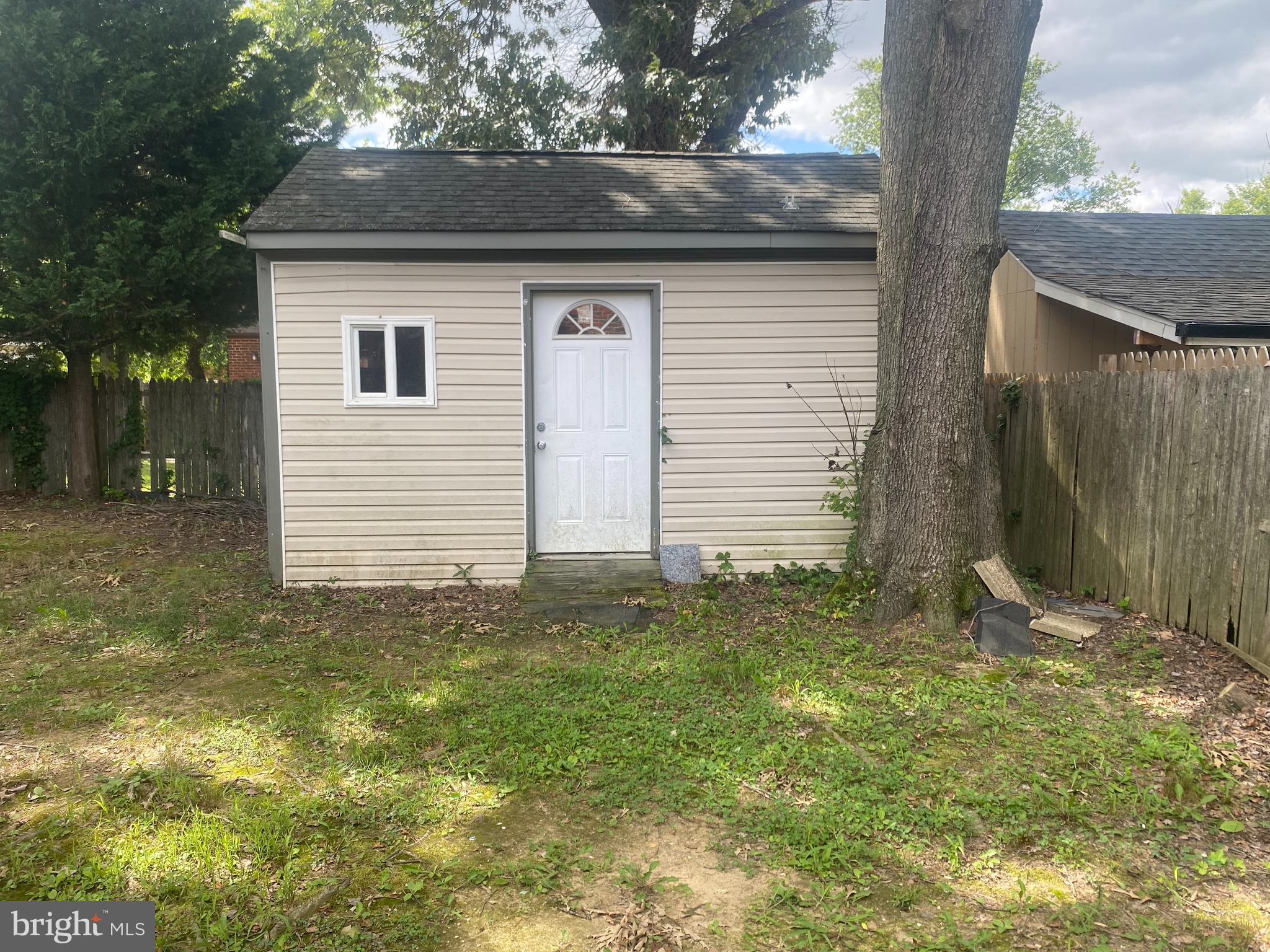 HOLLYWOOD - Residential