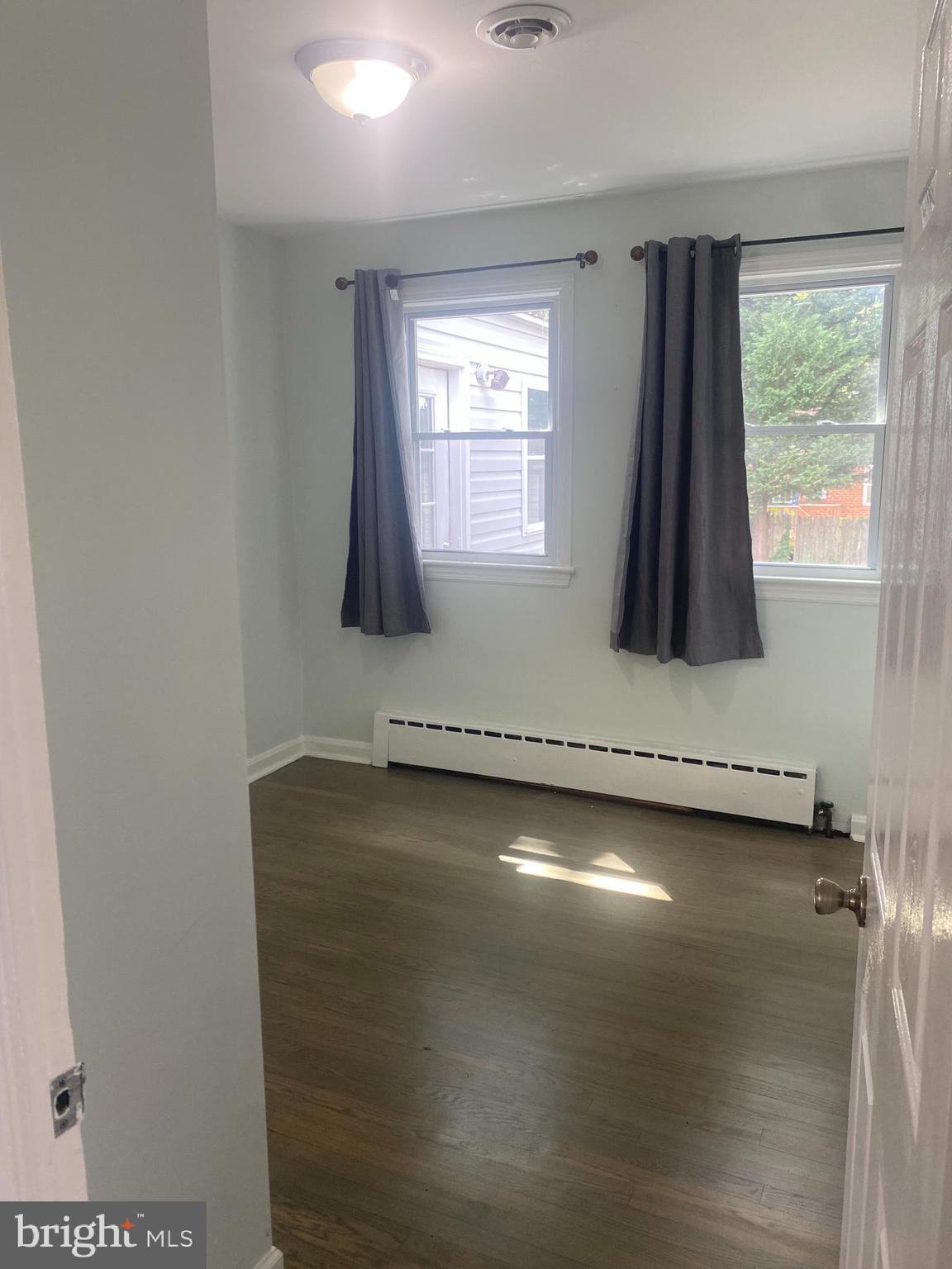 HOLLYWOOD - Residential