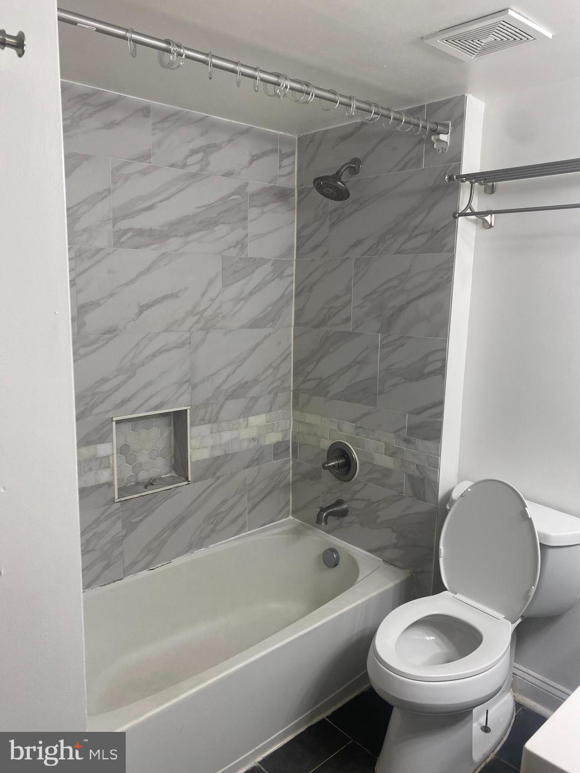 HOLLYWOOD - Residential