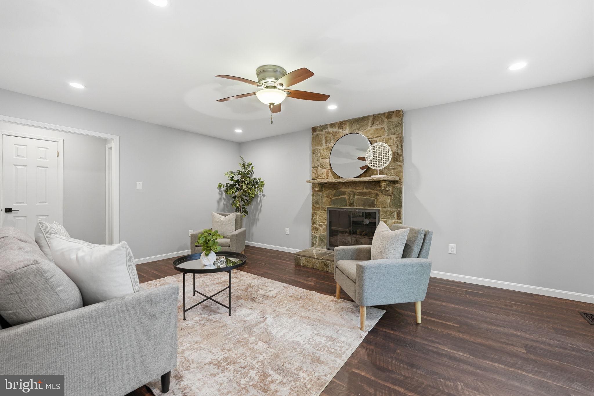 CARTERS GREEN - Residential