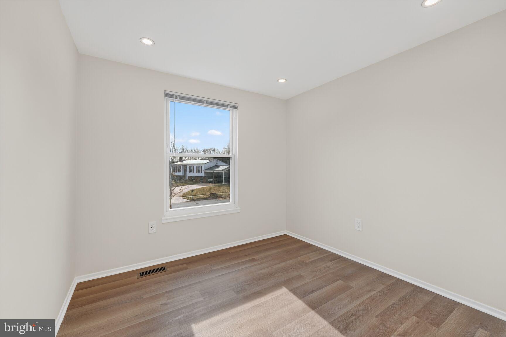 MAPLEWOOD - Residential Lease