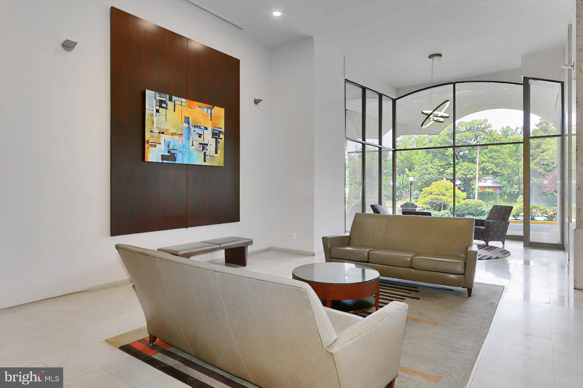 THE FOUNTAINS - Residential