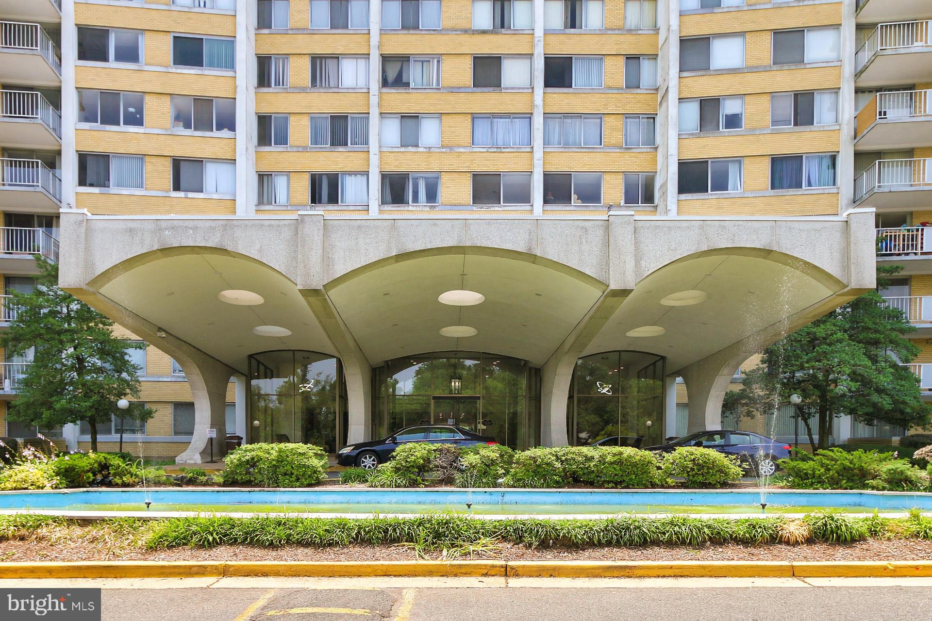 THE FOUNTAINS - Residential