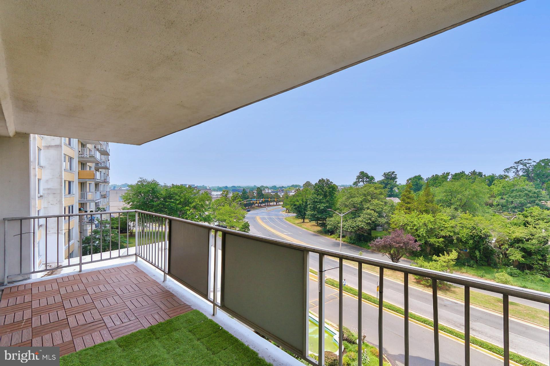 THE FOUNTAINS - Residential