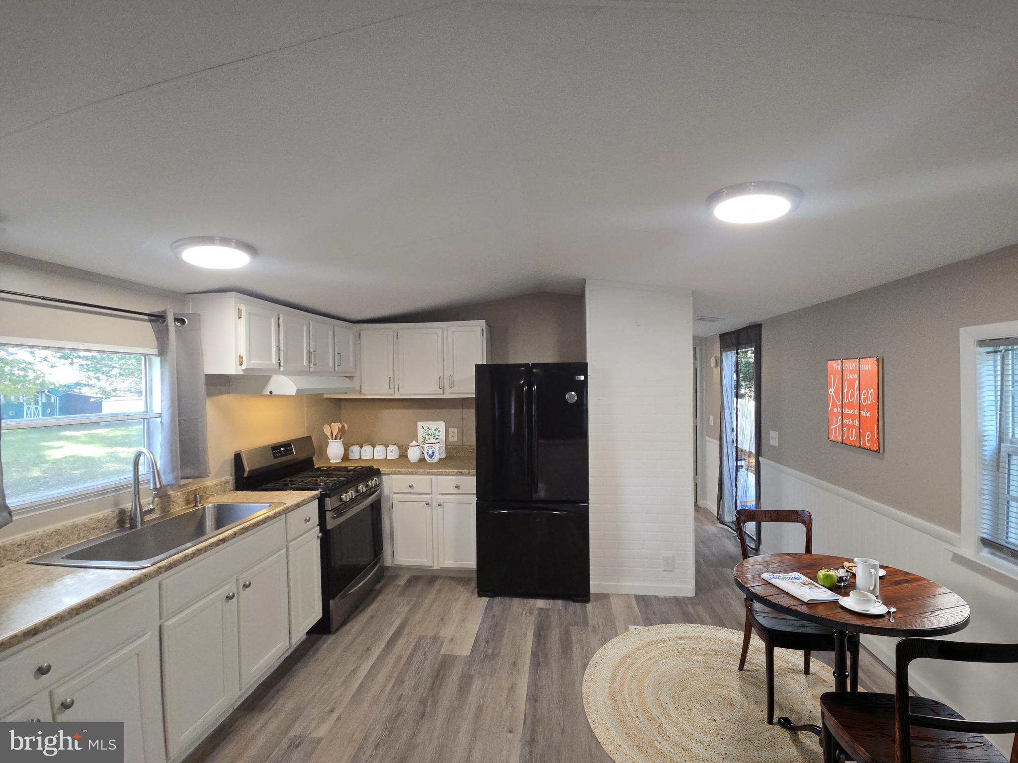 SHERWOOD FOREST - Residential