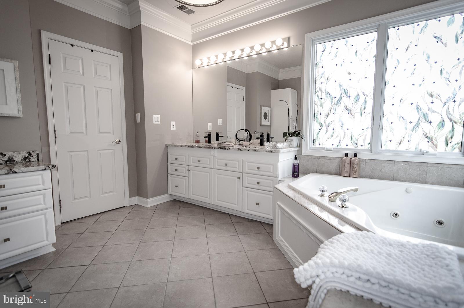 MOUNT VERNON - Residential