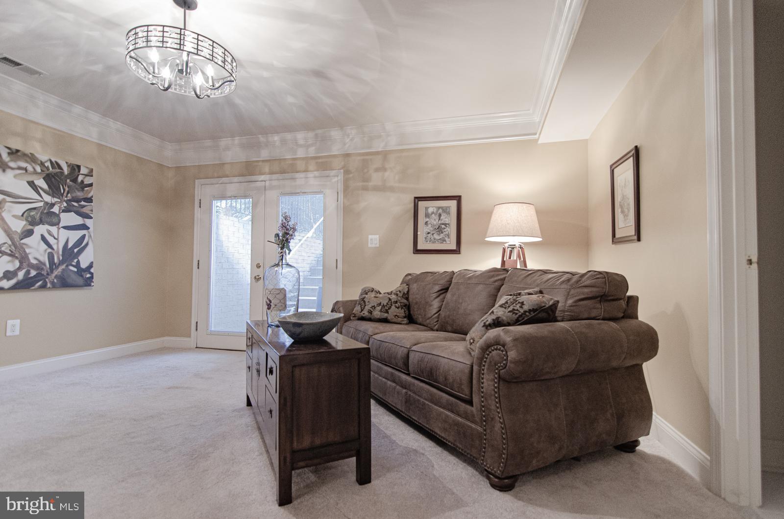 MOUNT VERNON - Residential