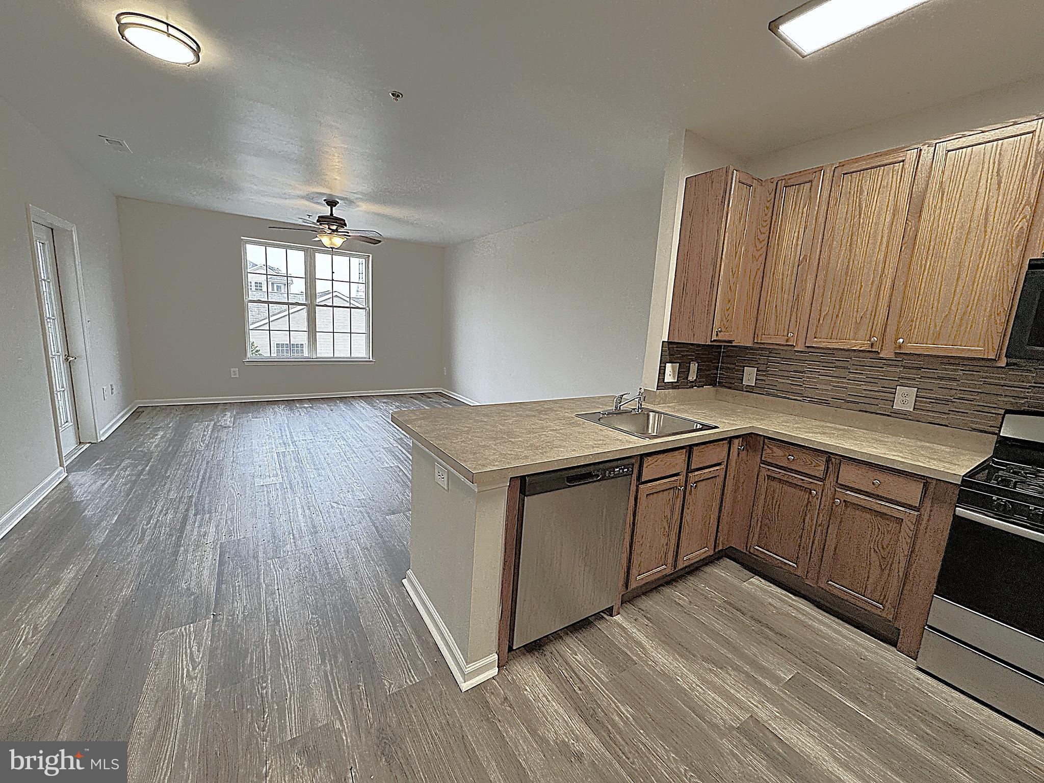 525 HIGHLAND ESTATES