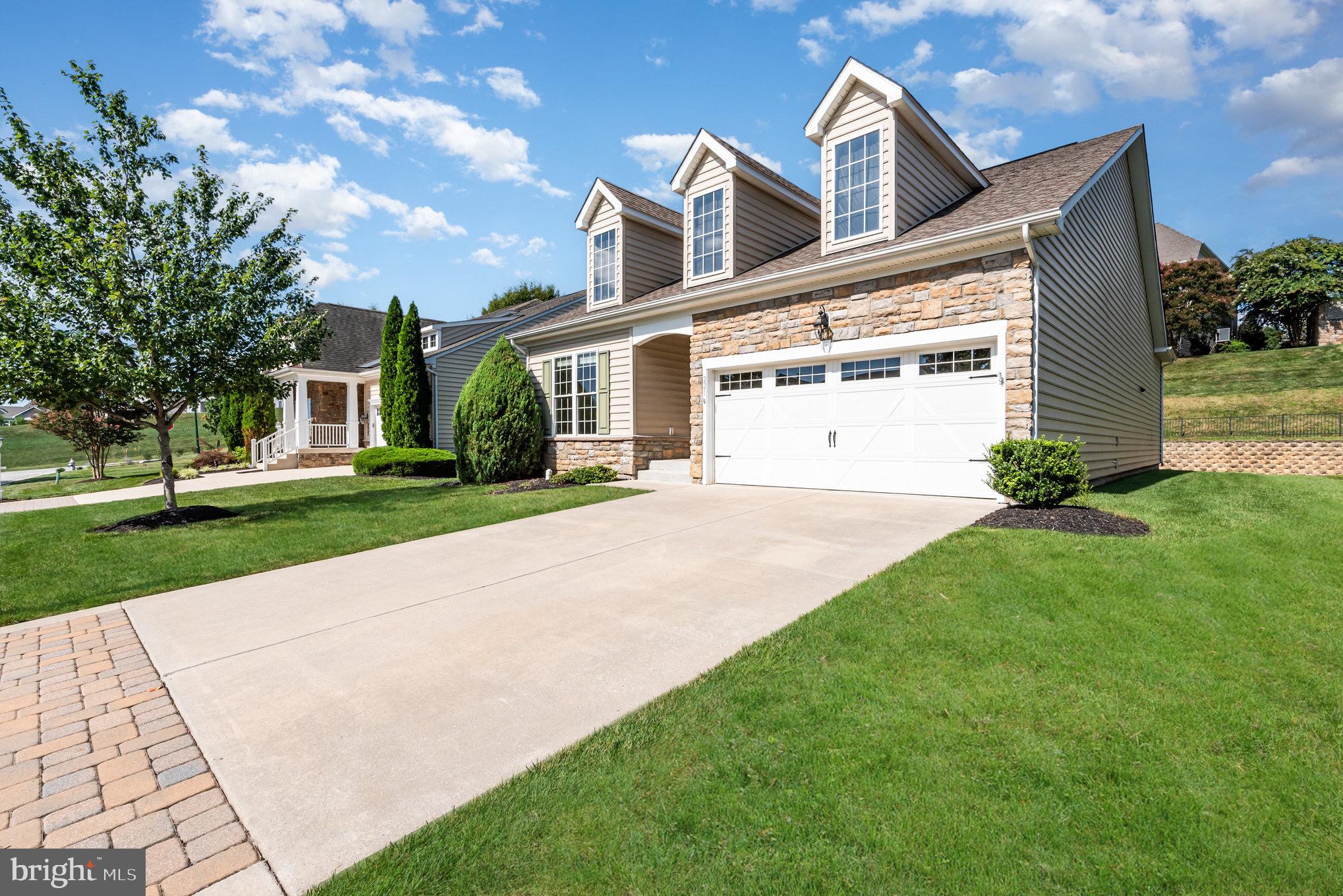 221 WAR ADMIRAL WAY