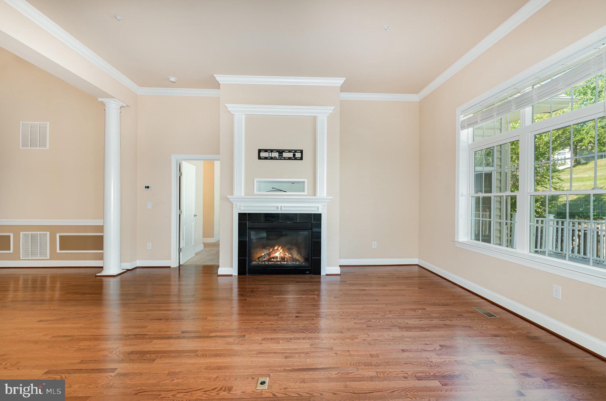 221 WAR ADMIRAL WAY