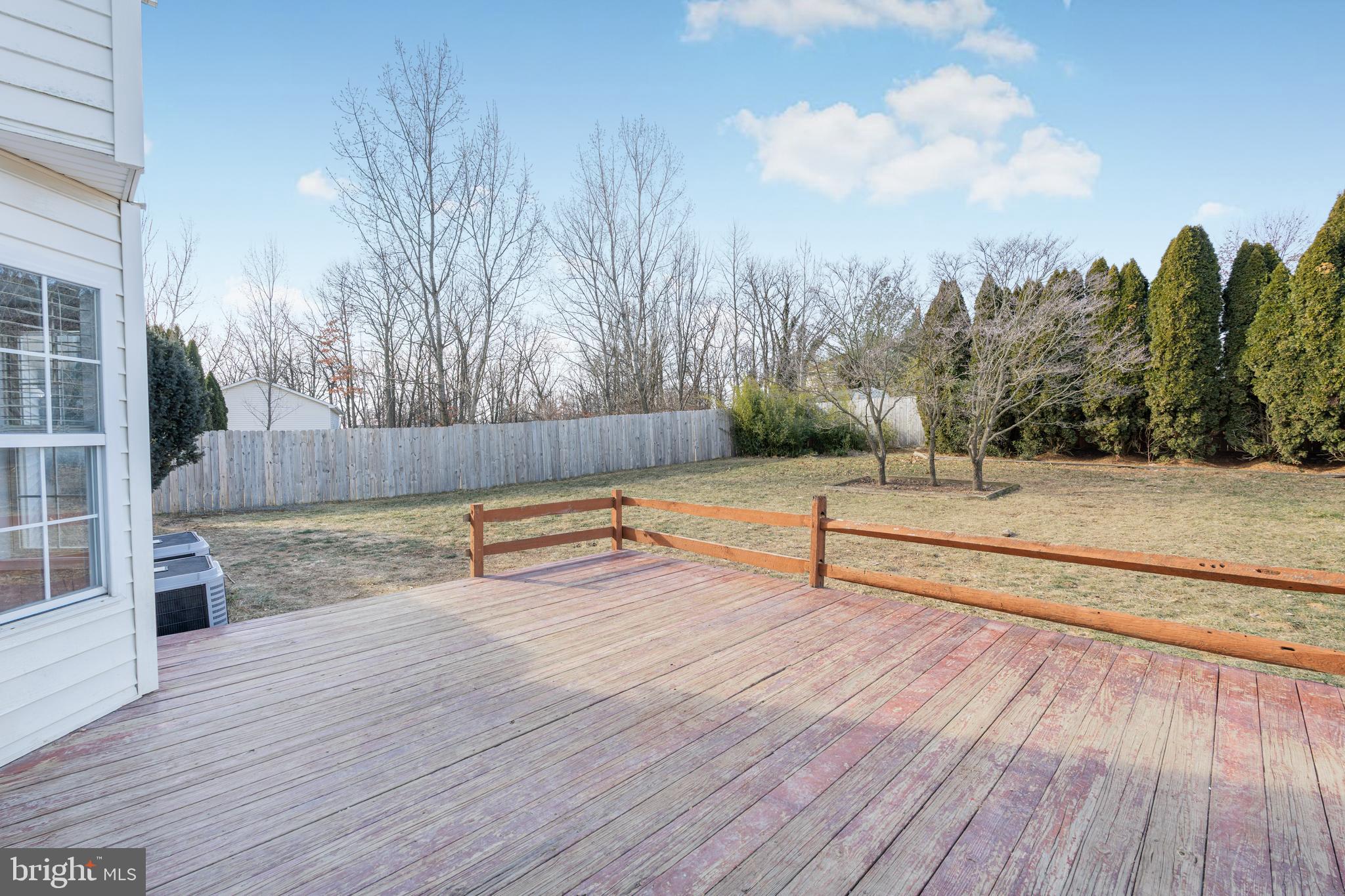 DOUGLAS OAKS - Residential