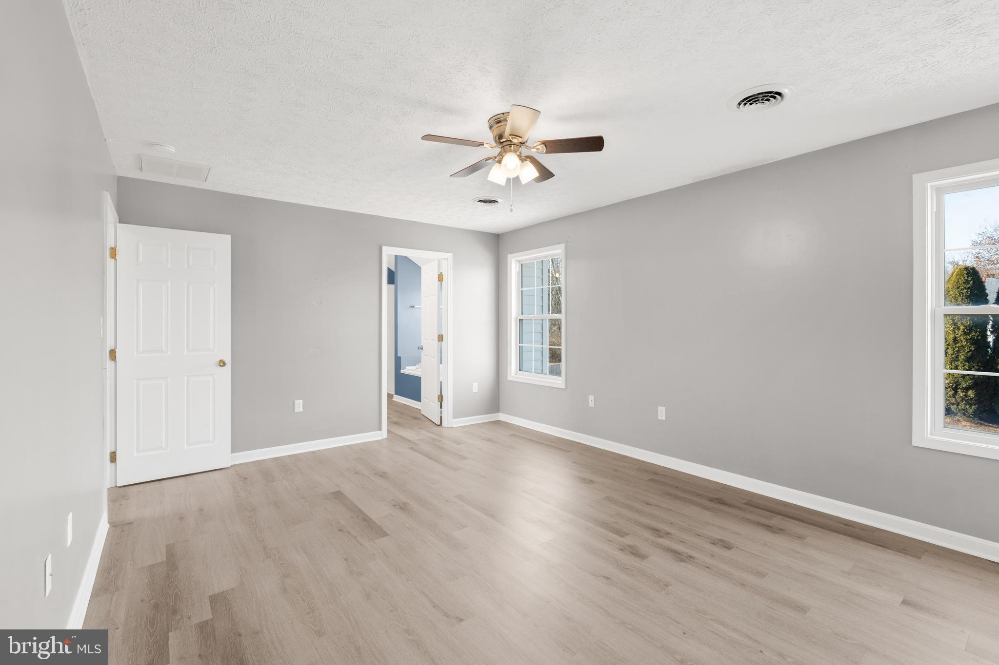 DOUGLAS OAKS - Residential