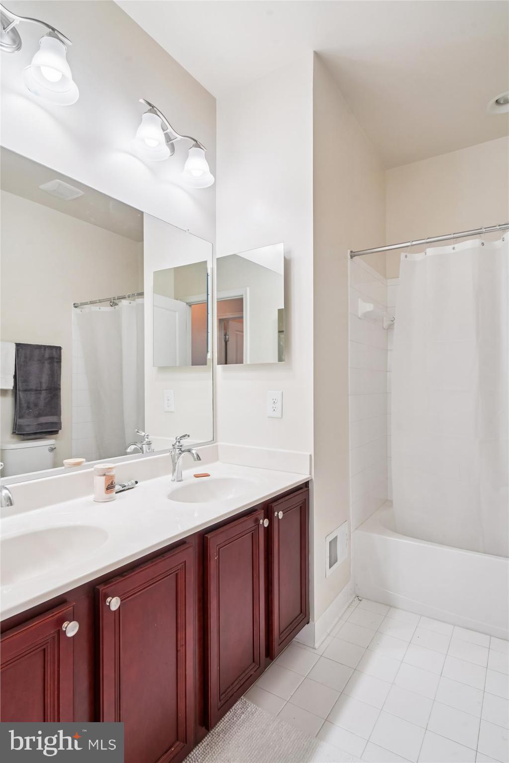 WOODLANDS PRESERVE AT WESTWINDS - Residential