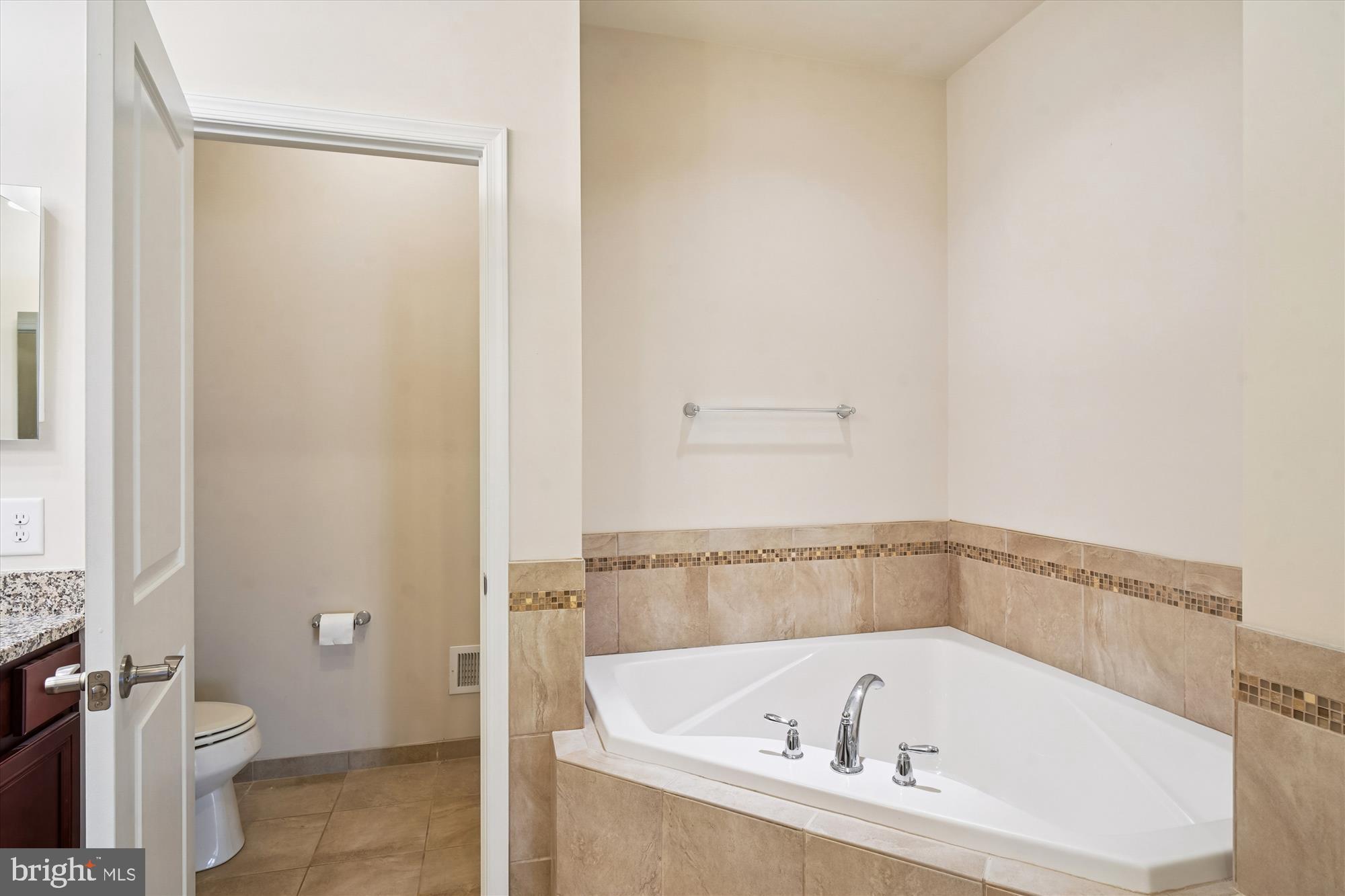 WOODLANDS PRESERVE AT WESTWINDS - Residential