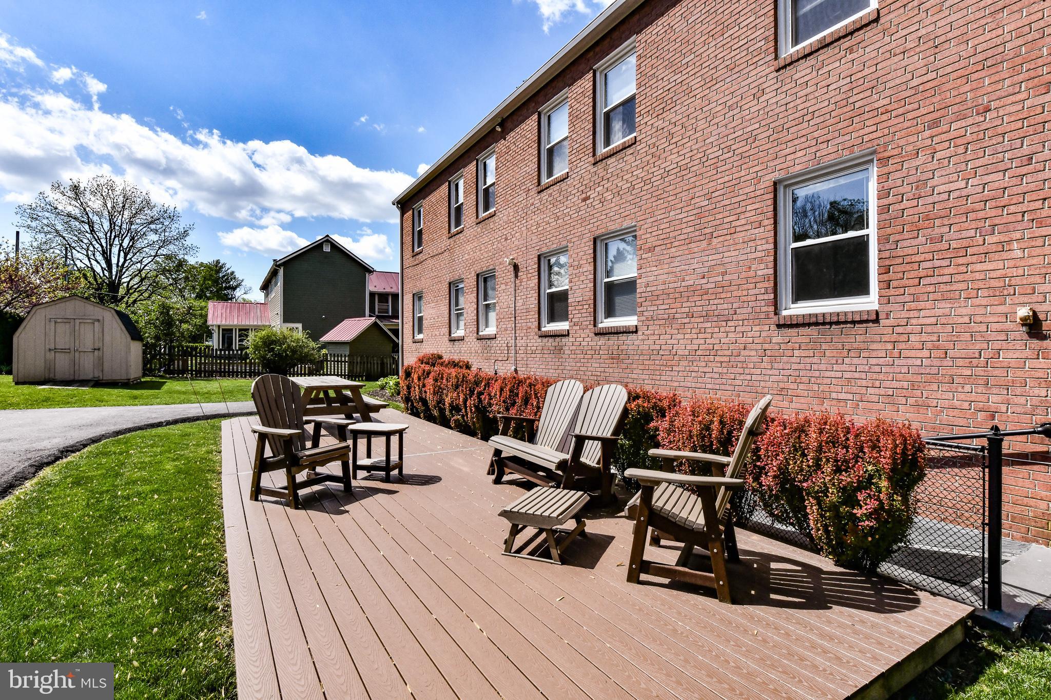 TOWN OF PURCELLVILLE - Residential Lease