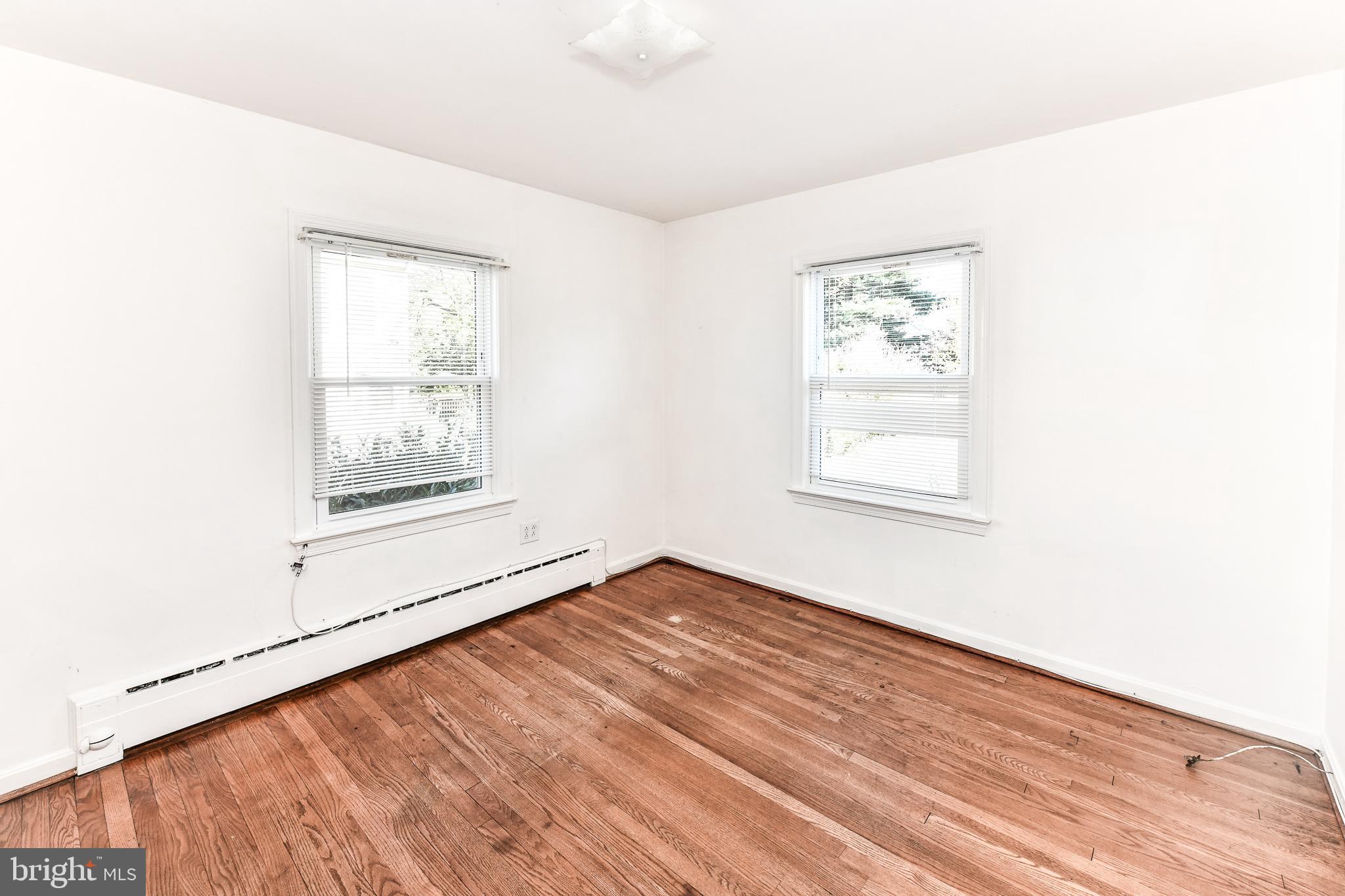 TOWN OF PURCELLVILLE - Residential Lease