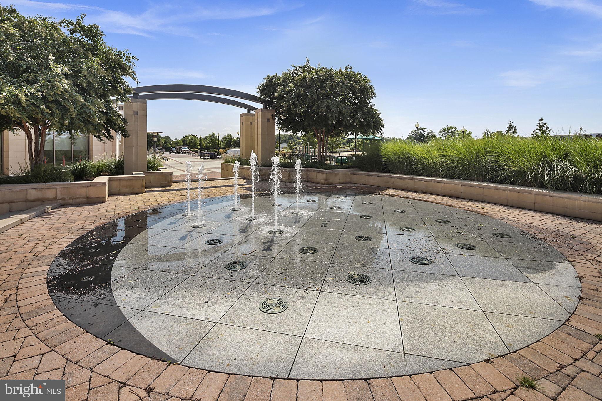 ECLIPSE ON CENTER PARK - Residential Lease