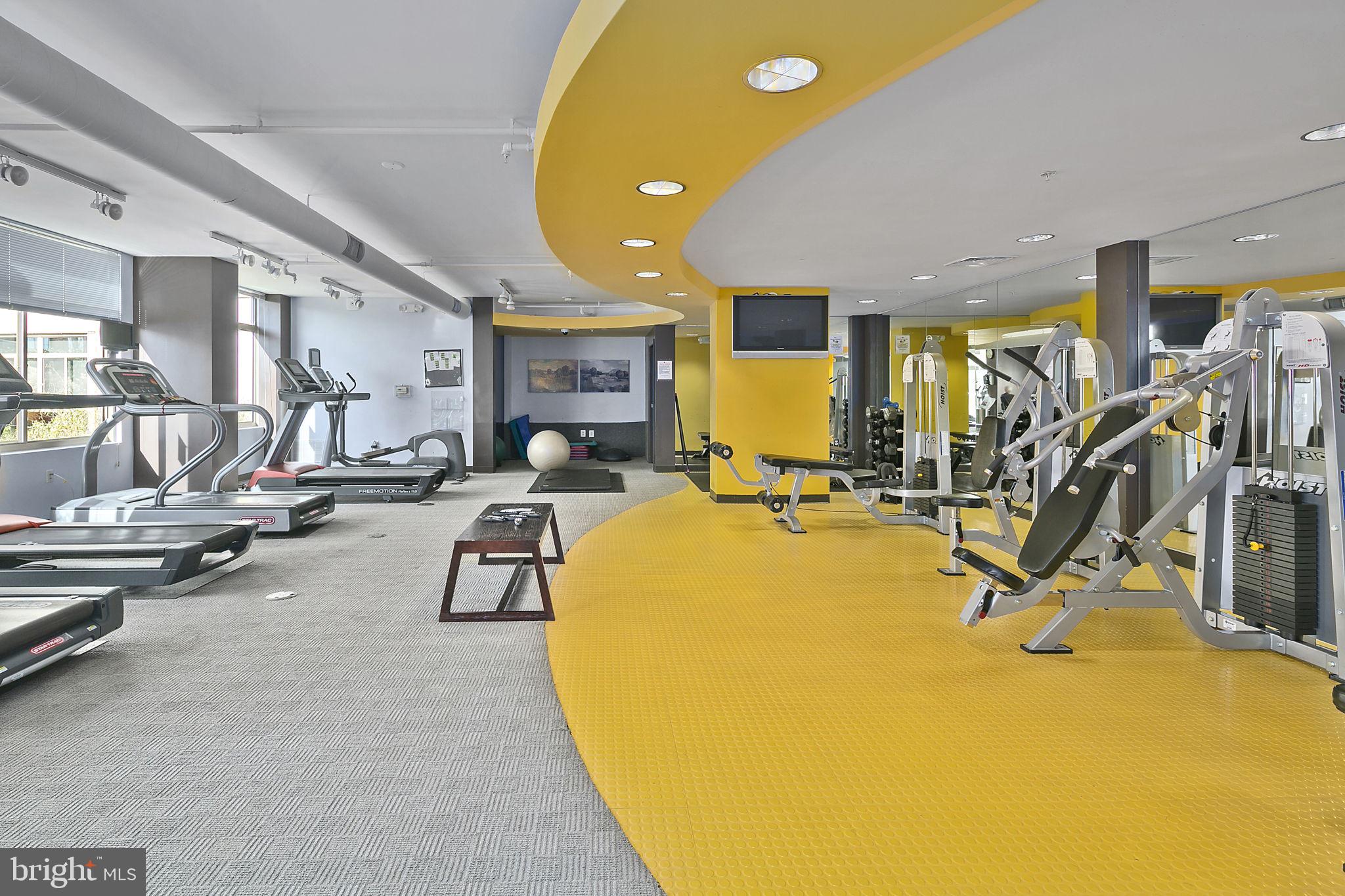 ECLIPSE ON CENTER PARK - Residential Lease