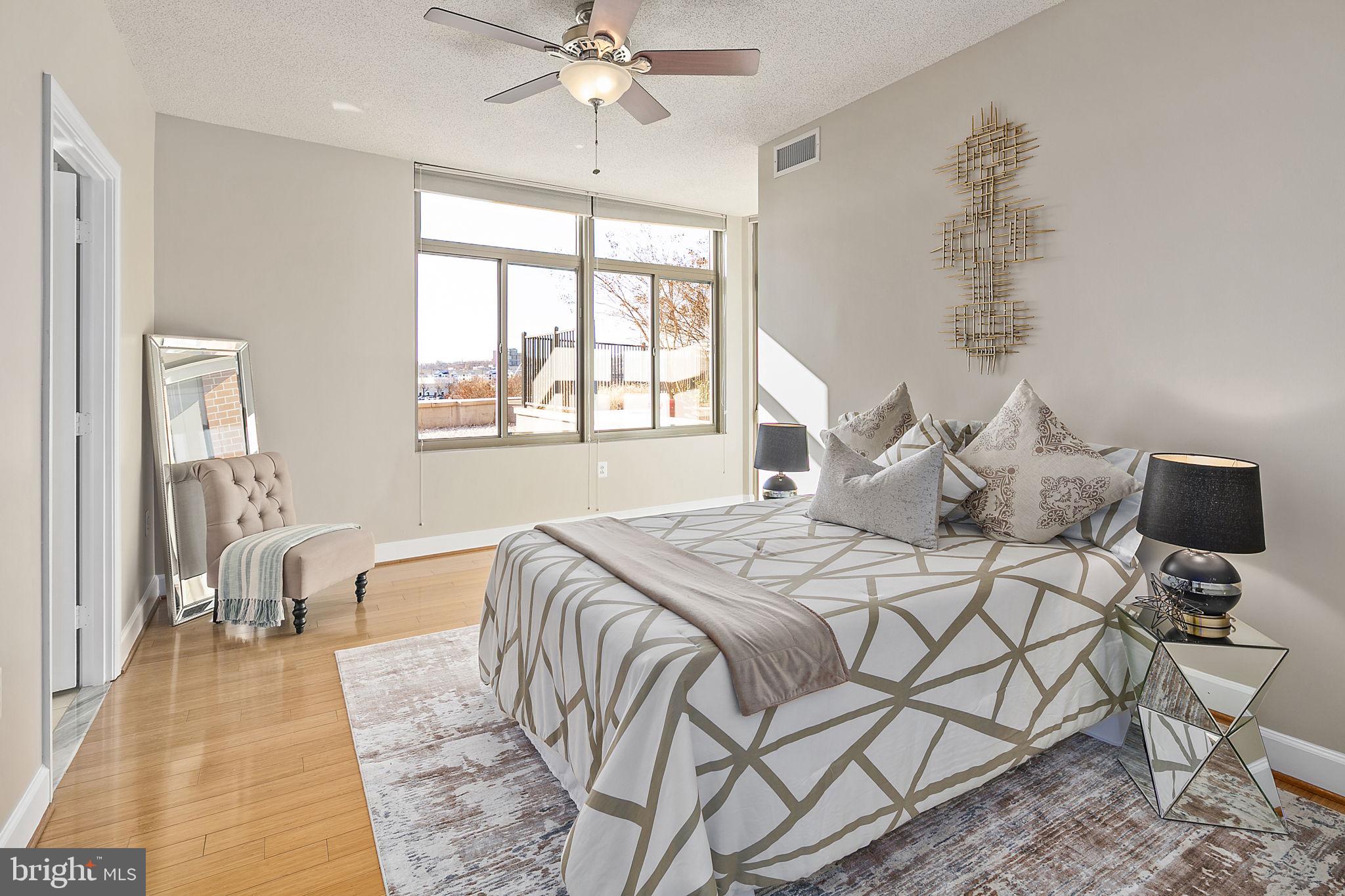 ECLIPSE ON CENTER PARK - Residential Lease