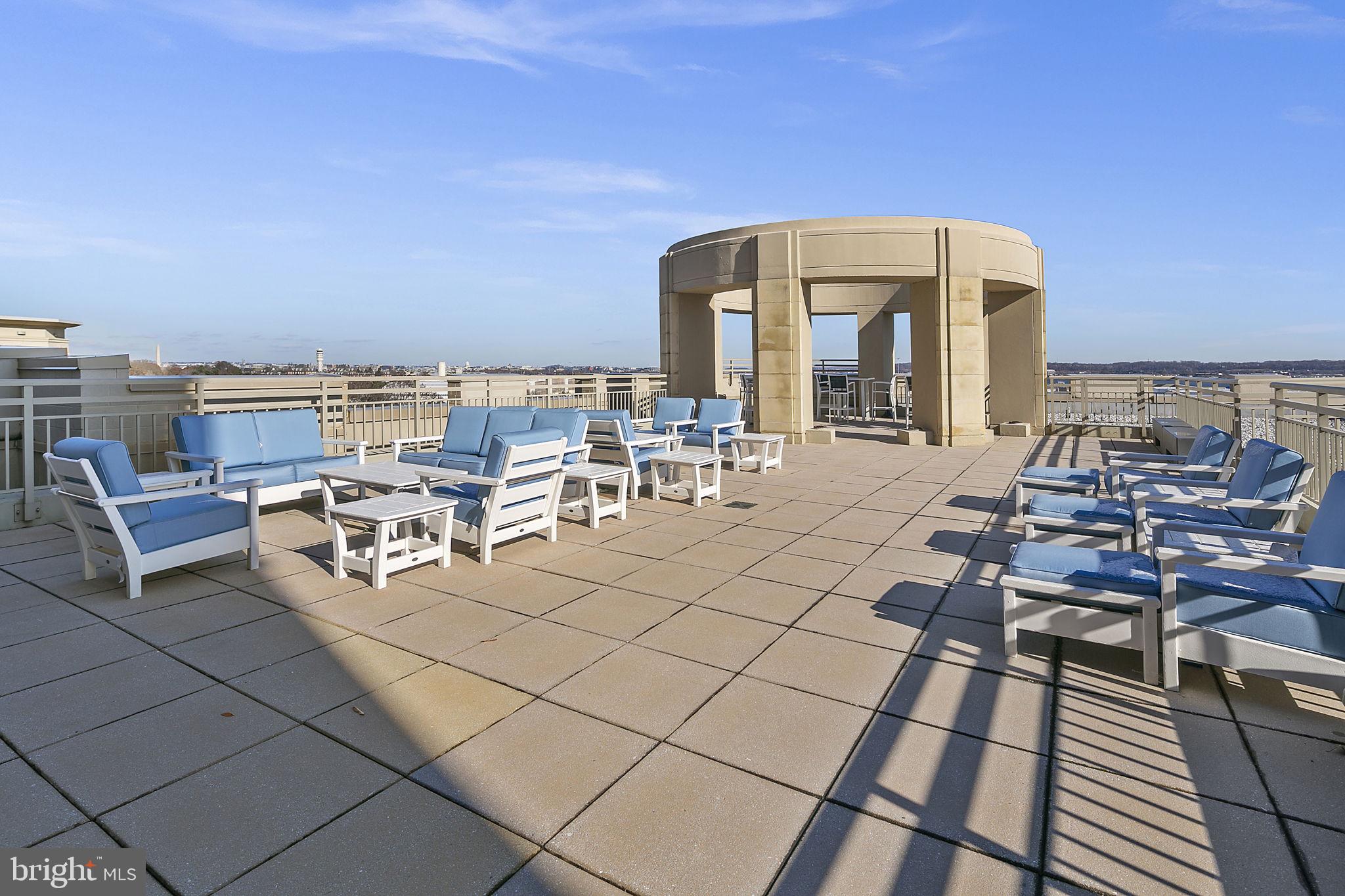 ECLIPSE ON CENTER PARK - Residential Lease