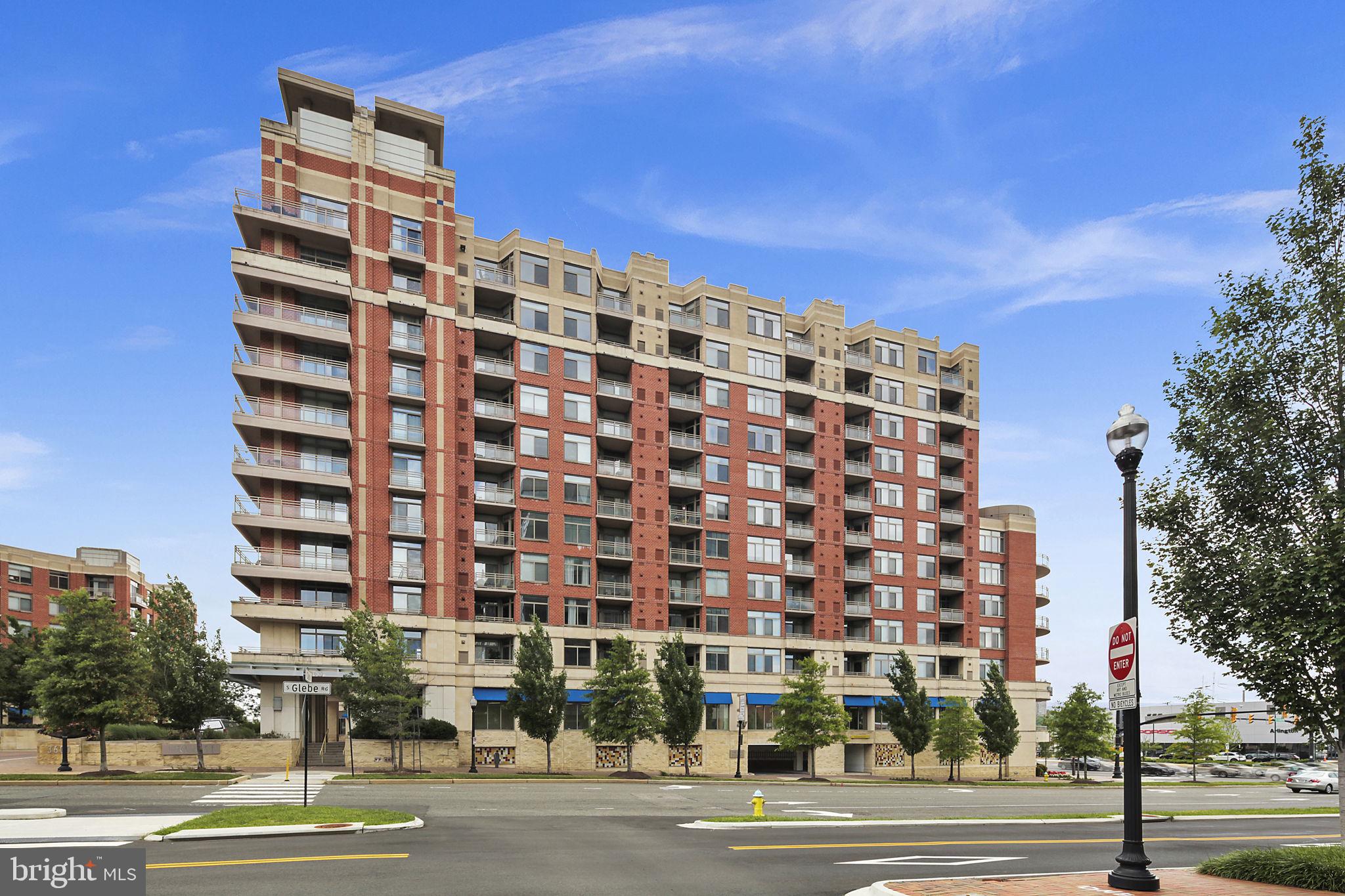 ECLIPSE ON CENTER PARK - Residential Lease