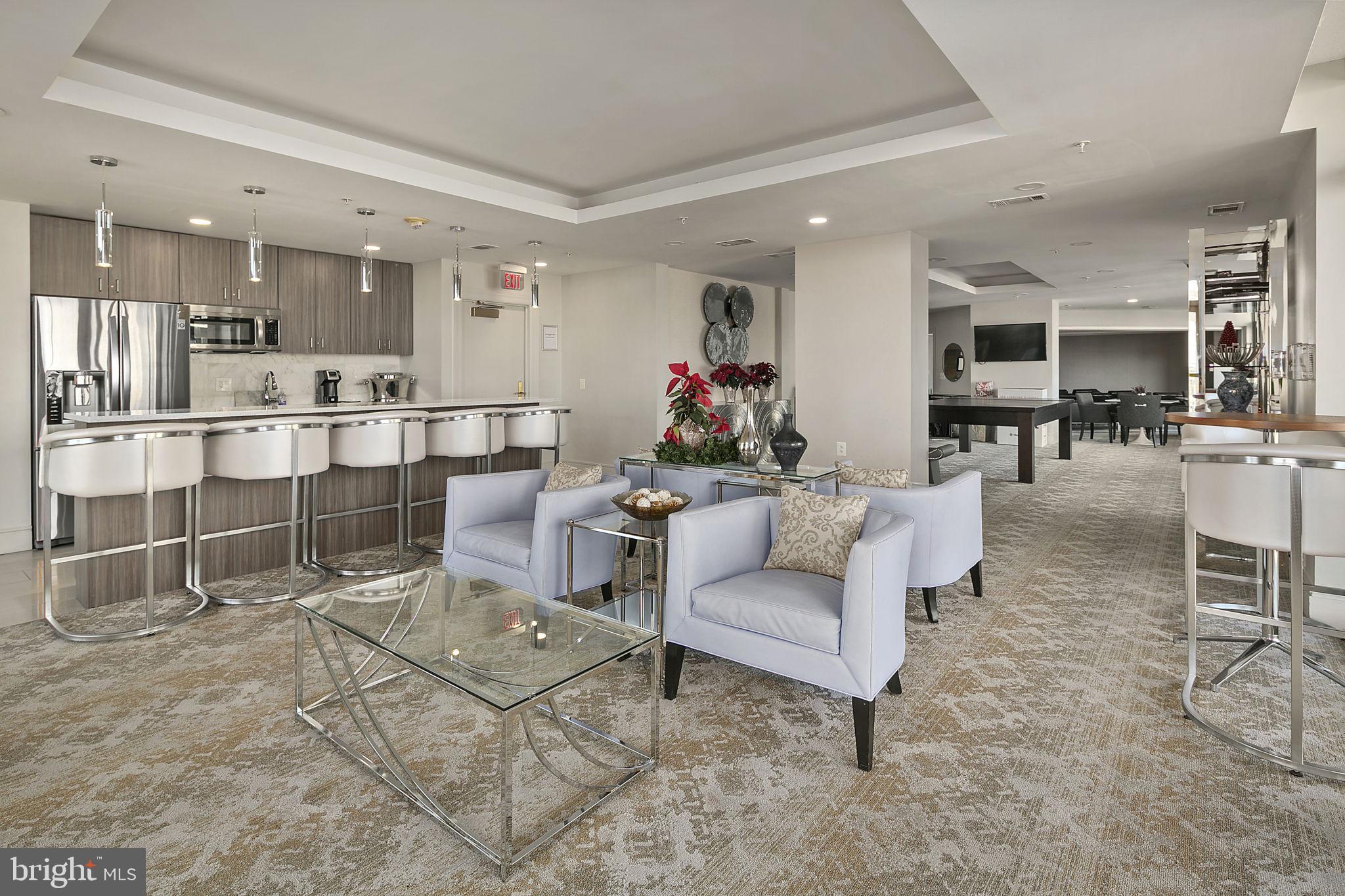 ECLIPSE ON CENTER PARK - Residential Lease