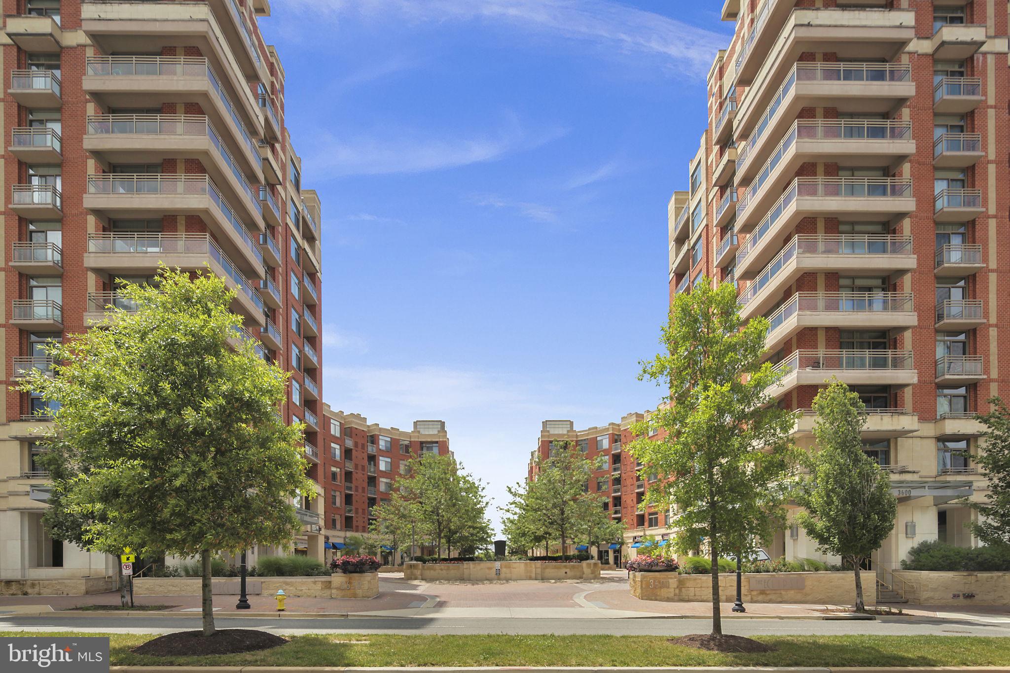 ECLIPSE ON CENTER PARK - Residential Lease