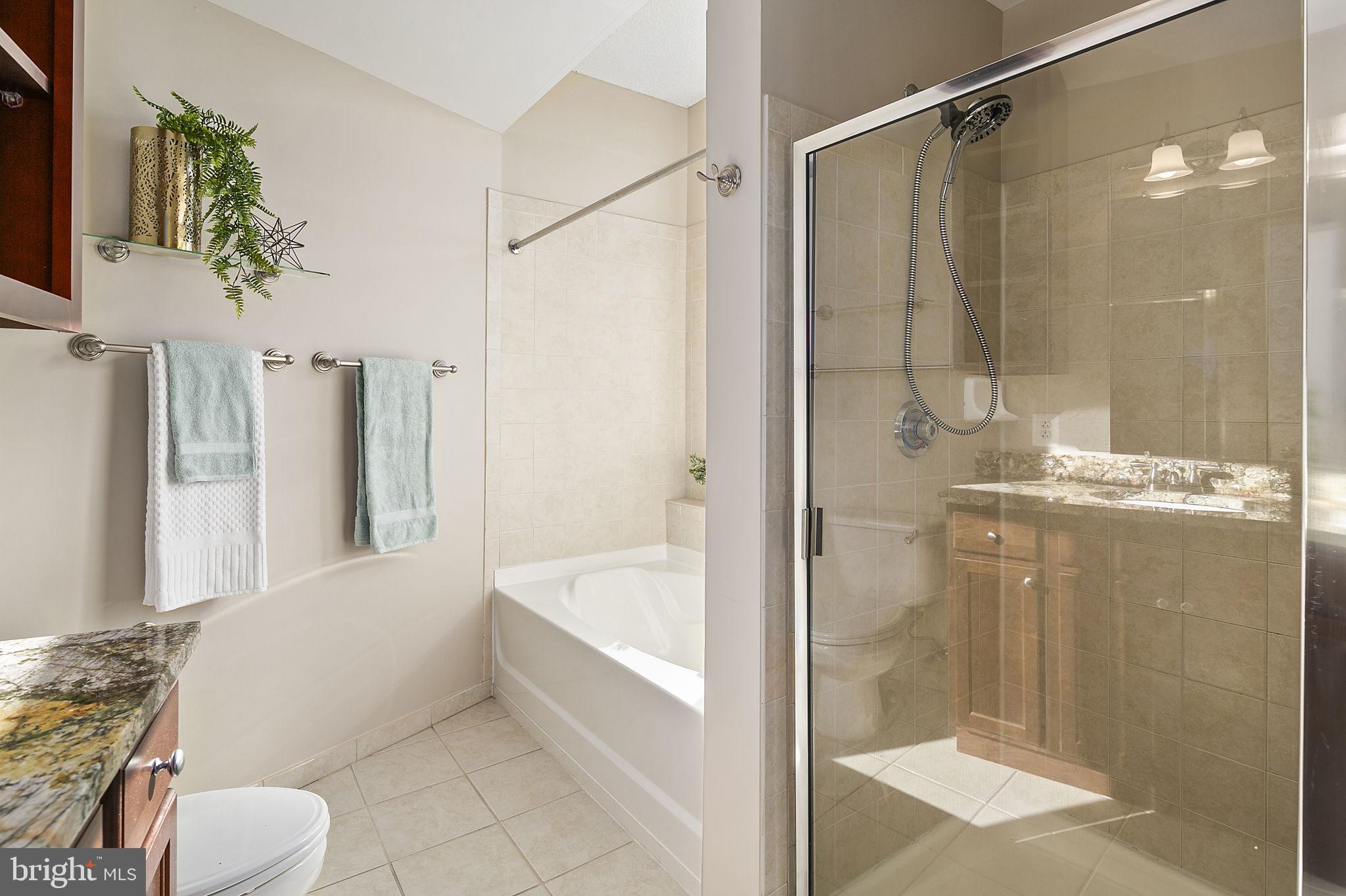 ECLIPSE ON CENTER PARK - Residential Lease