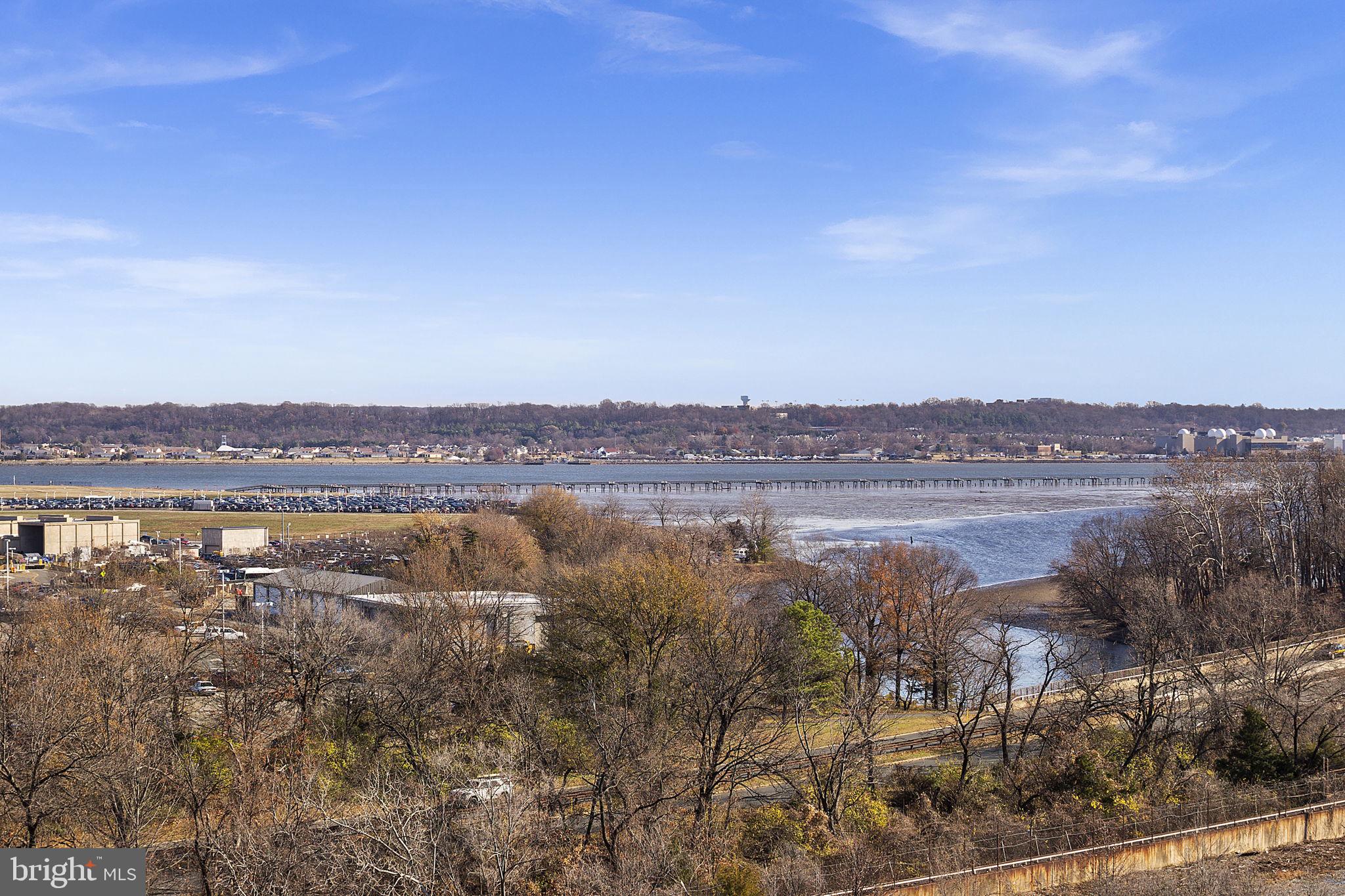 ECLIPSE ON CENTER PARK - Residential Lease