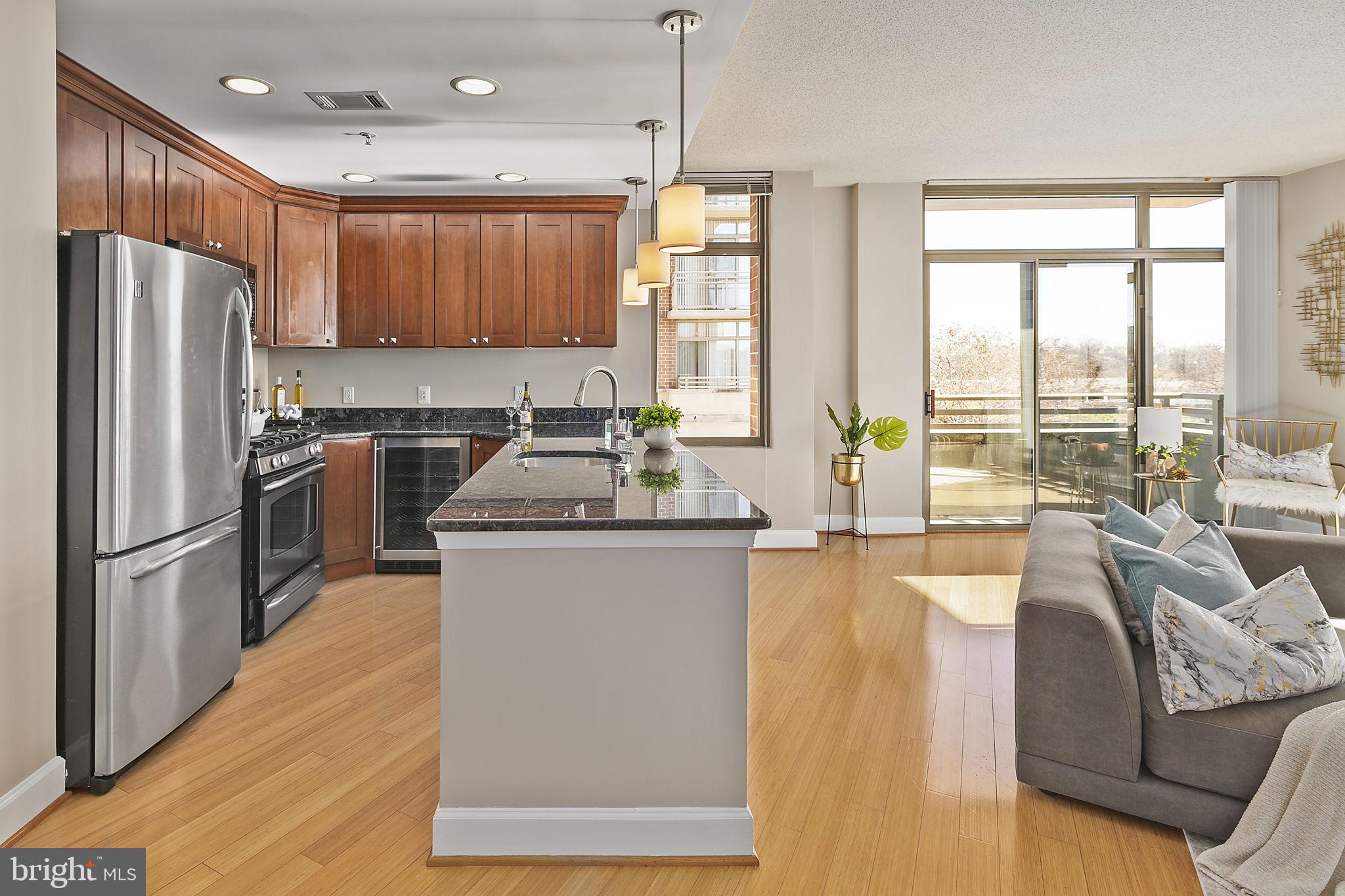 ECLIPSE ON CENTER PARK - Residential Lease