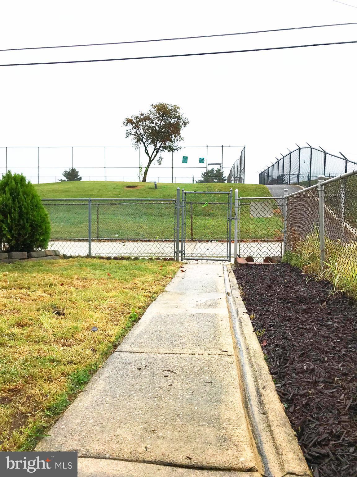 EASTWOOD - Residential