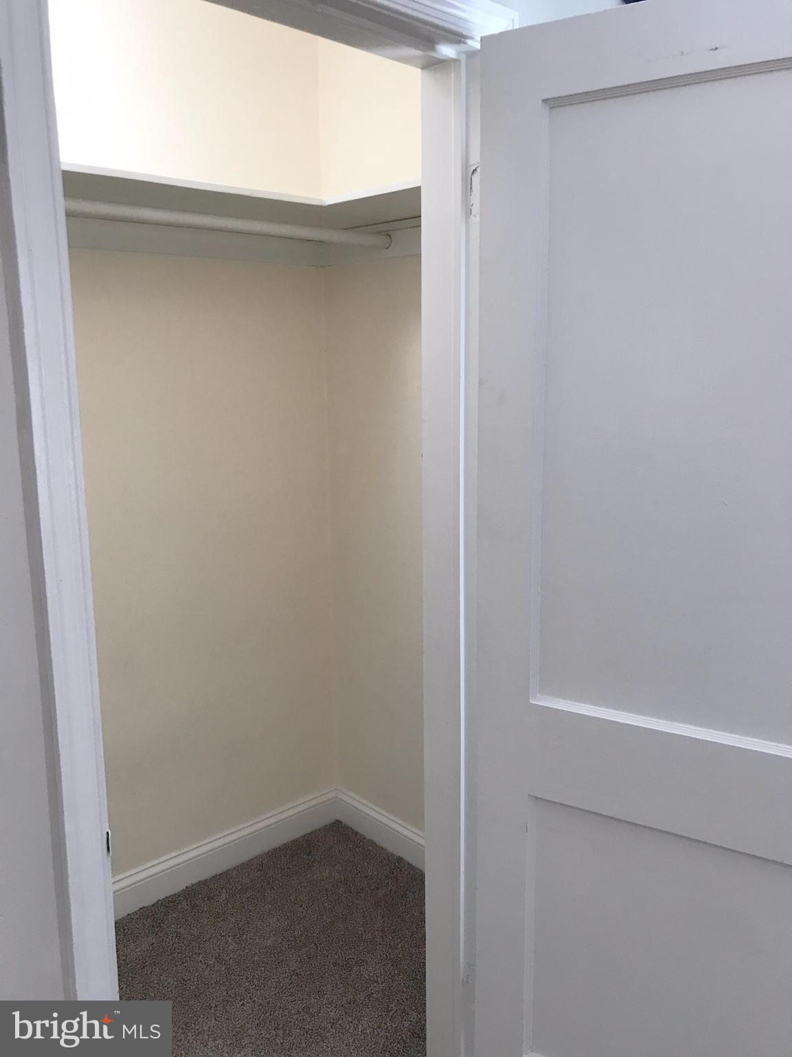 EASTWOOD - Residential