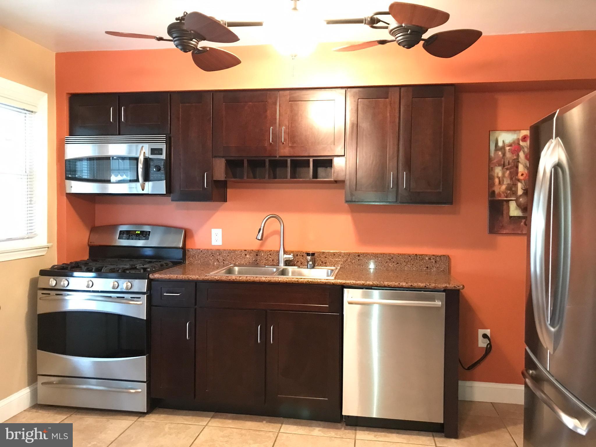 EASTWOOD - Residential