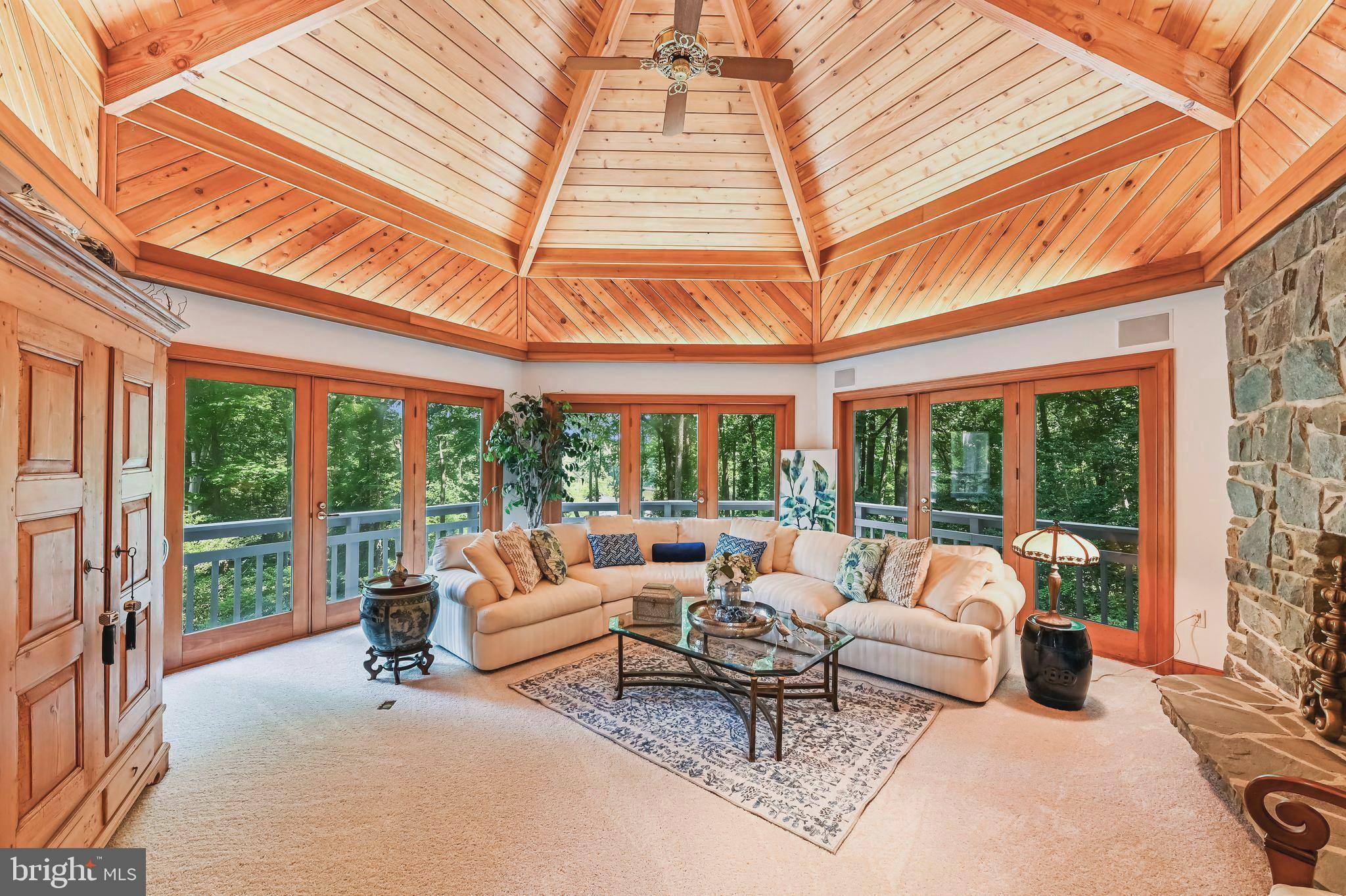 MAYNADIER - Residential