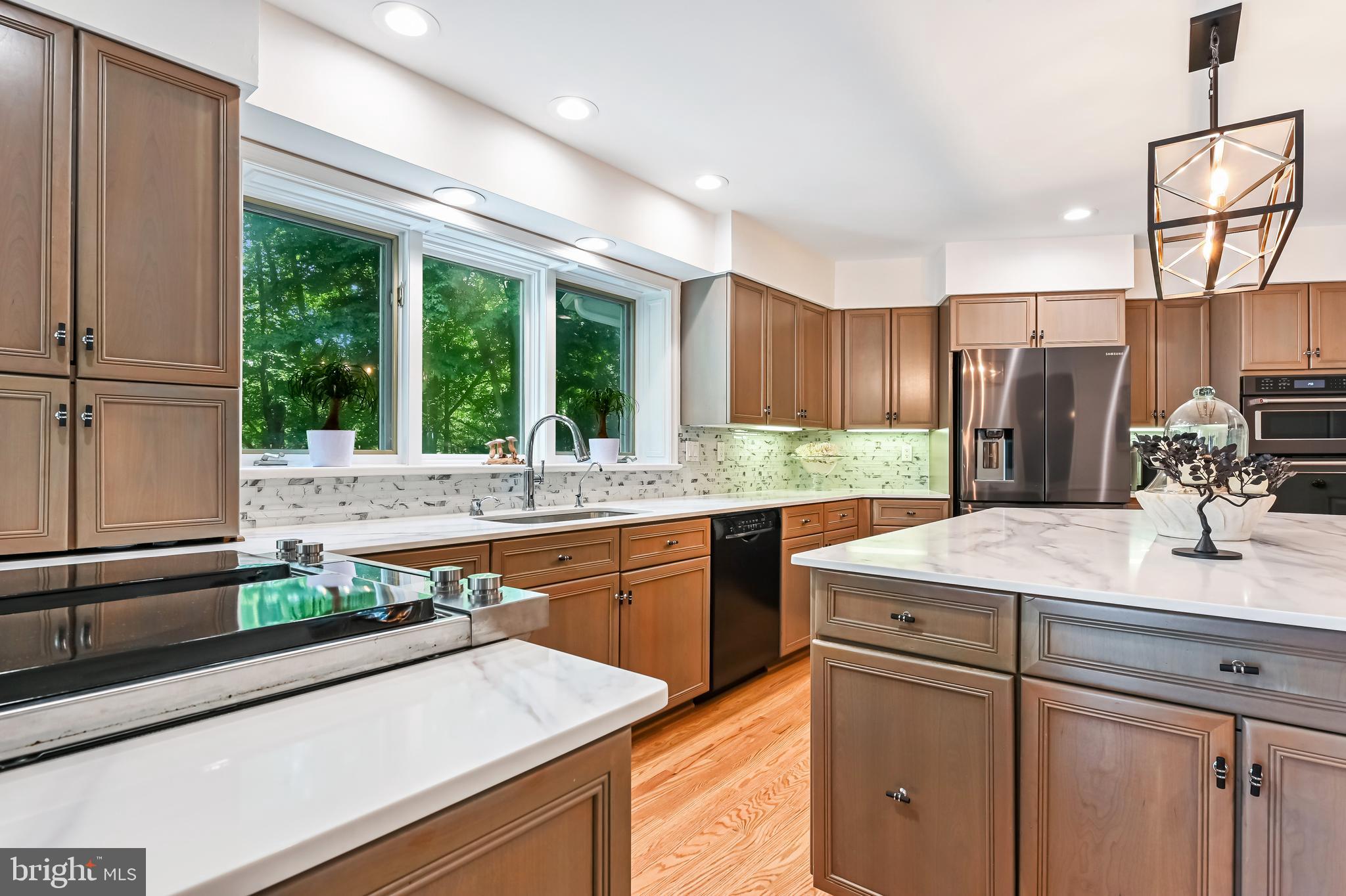 MAYNADIER - Residential