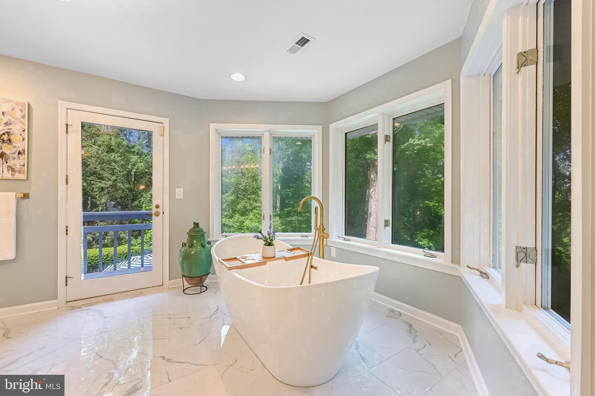 MAYNADIER - Residential