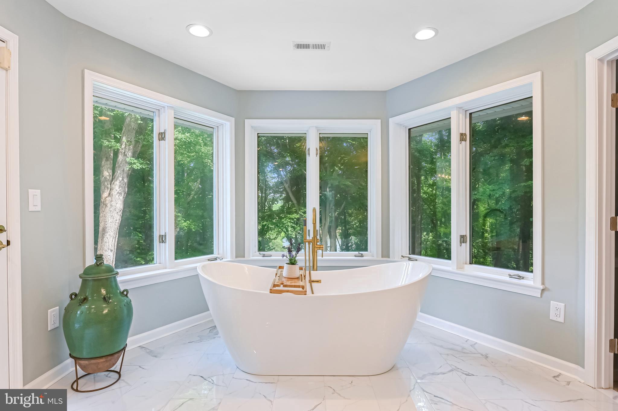 MAYNADIER - Residential