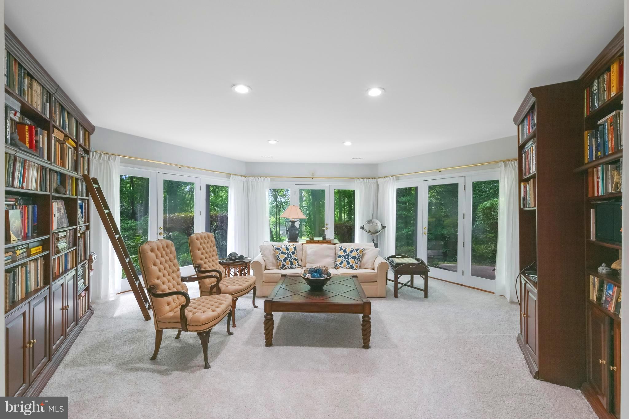 MAYNADIER - Residential