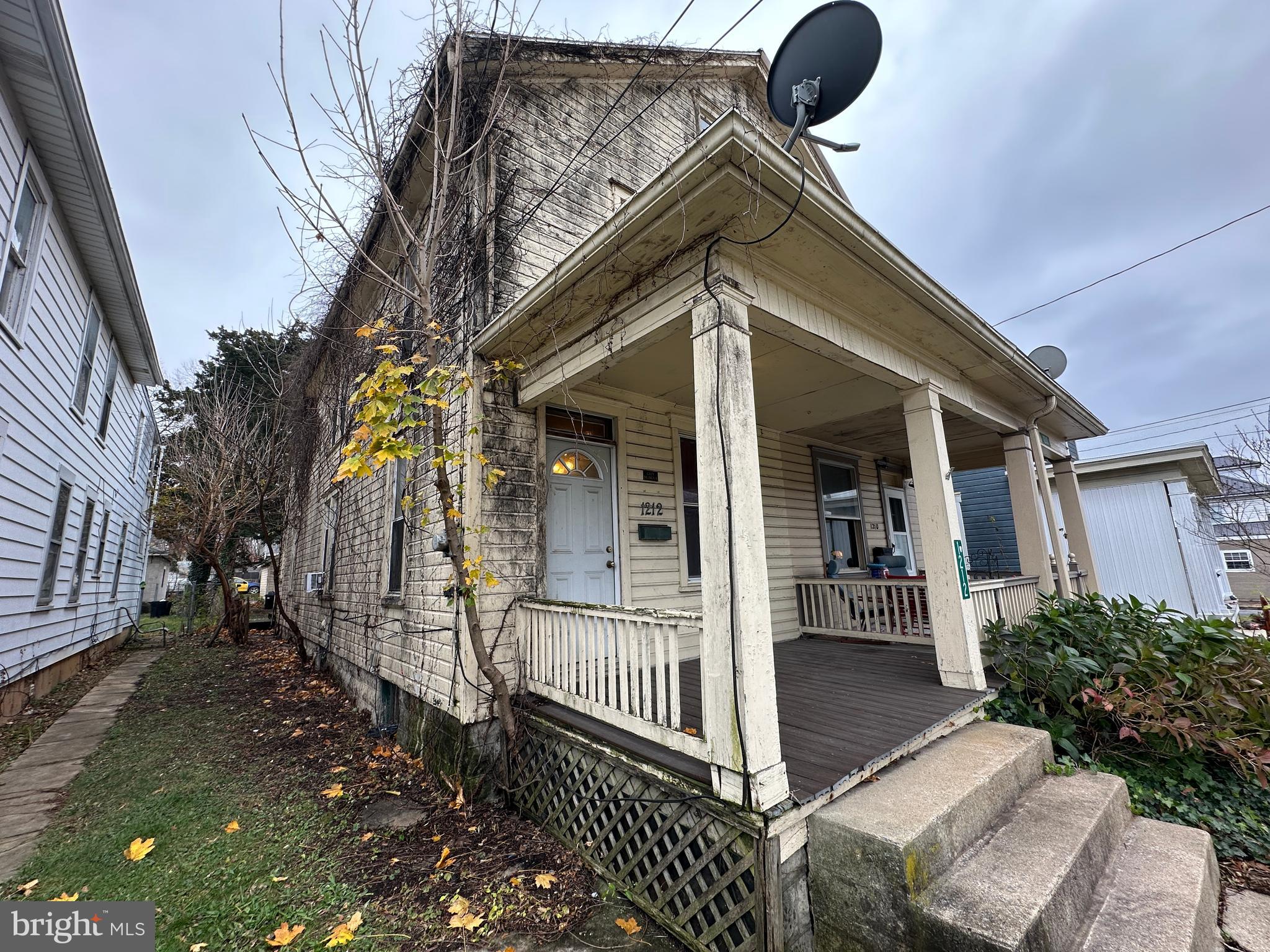 1212 SCOTLAND AVENUE