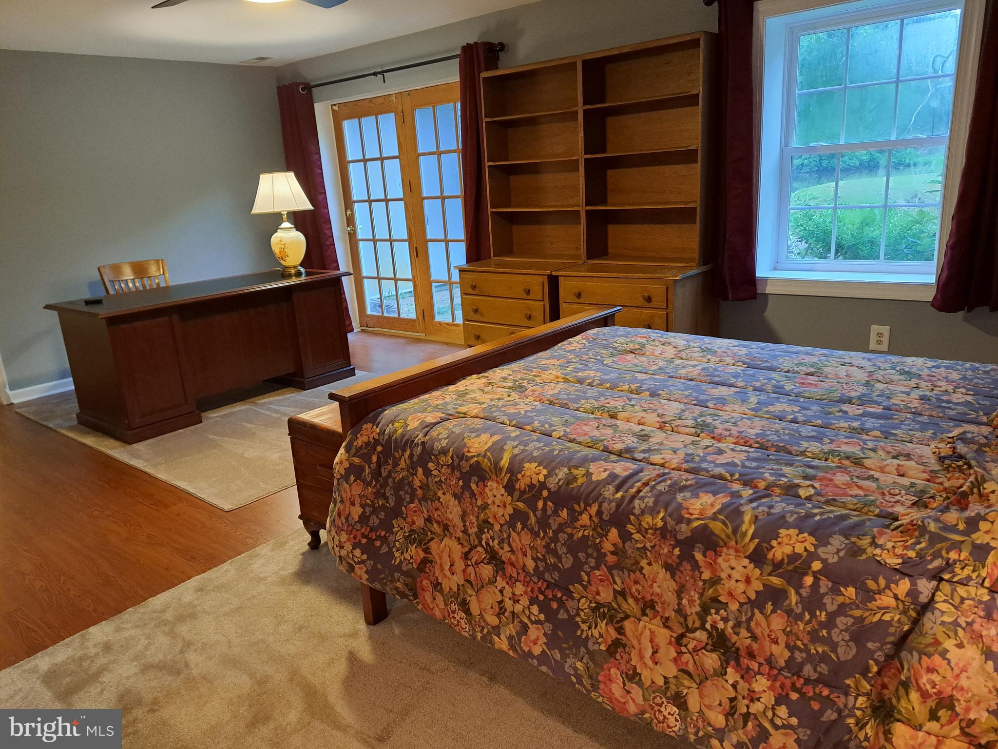 FOX POINT - Residential Lease