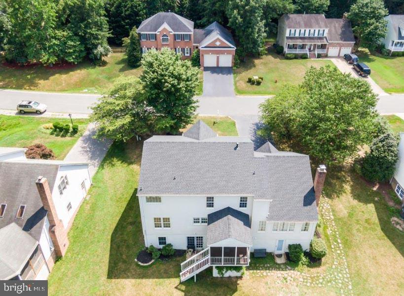 FOX POINT - Residential Lease