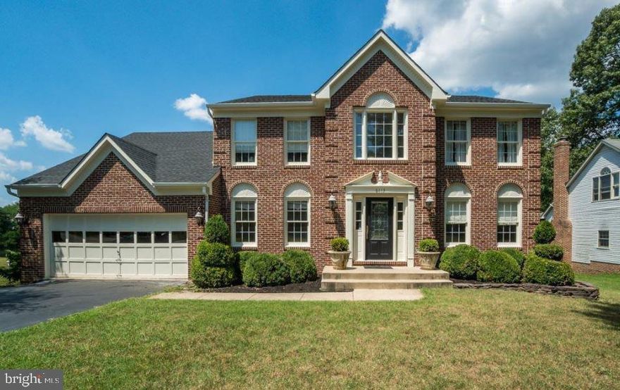 House-sized Lower Level Apartment (+/-1,500 sf) in a Single Family Home in a Beautiful Subdivision. Features a queen-sized bedroom with a work desk area or sitting room. Large Inviting Great Room.  Private entrance; and a secondary exit to Patio Access.  Newly renovated bathroom. A b-i-g closet. Upgraded Washer and Dryer.  Fully equipped kitchen with  Stainless Steel Appliances: Full-Sized Double Door Refrigerator, Built-in Microwave, Smooth Top Stove,  Quiet Dishwasher, and Nice Countertops. Lovely Dining Area. A Beautiful Space.  ALL UTILITIES INCLUDED; Gas, Water & Electric.  Shorter Term Lease Available.

The apartment is the full basement of a single-family home in FOX POINT Subdivision.  Fox Point is located minutes off of I-95, just 7 miles southwest of Old Town Fredericksburg. Several military bases are within 30 minutes of driving, including Quantico Marine Corp Base (22 miles north) and Fort A.P. Hill (25 miles south). Fox Point is also equidistant from Washington, DC, and Richmond, VA. Virginia Railway Express (VRE) is a short 15-minute drive and provides a commuting option to Northern Virginia and DC.